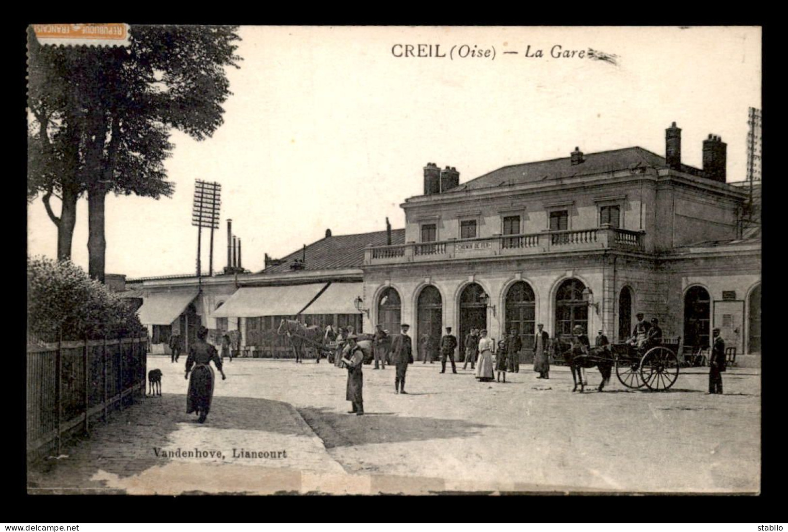 60 - CREIL - LA GARE DE CHEMIN DE FER - VOIR ETAT - Creil