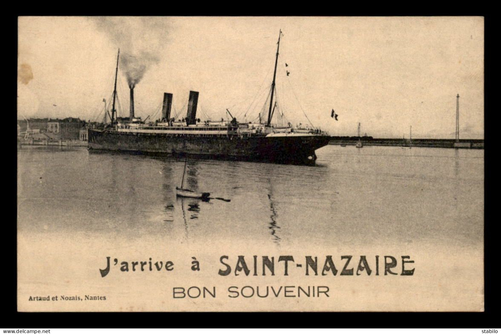 44 - ST-NAZAIRE - BON SOUVENIR - PAQUEBOT A L'ARRIVEE - Saint Nazaire