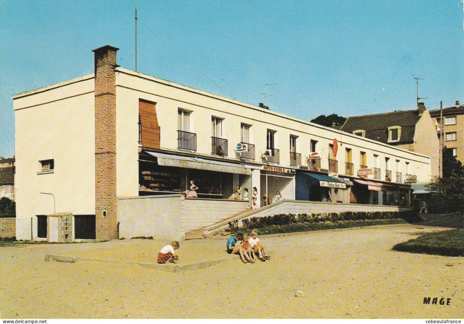 St Ouen L'aumone Cenre Commercial Pars - Saint-Ouen-l'Aumône