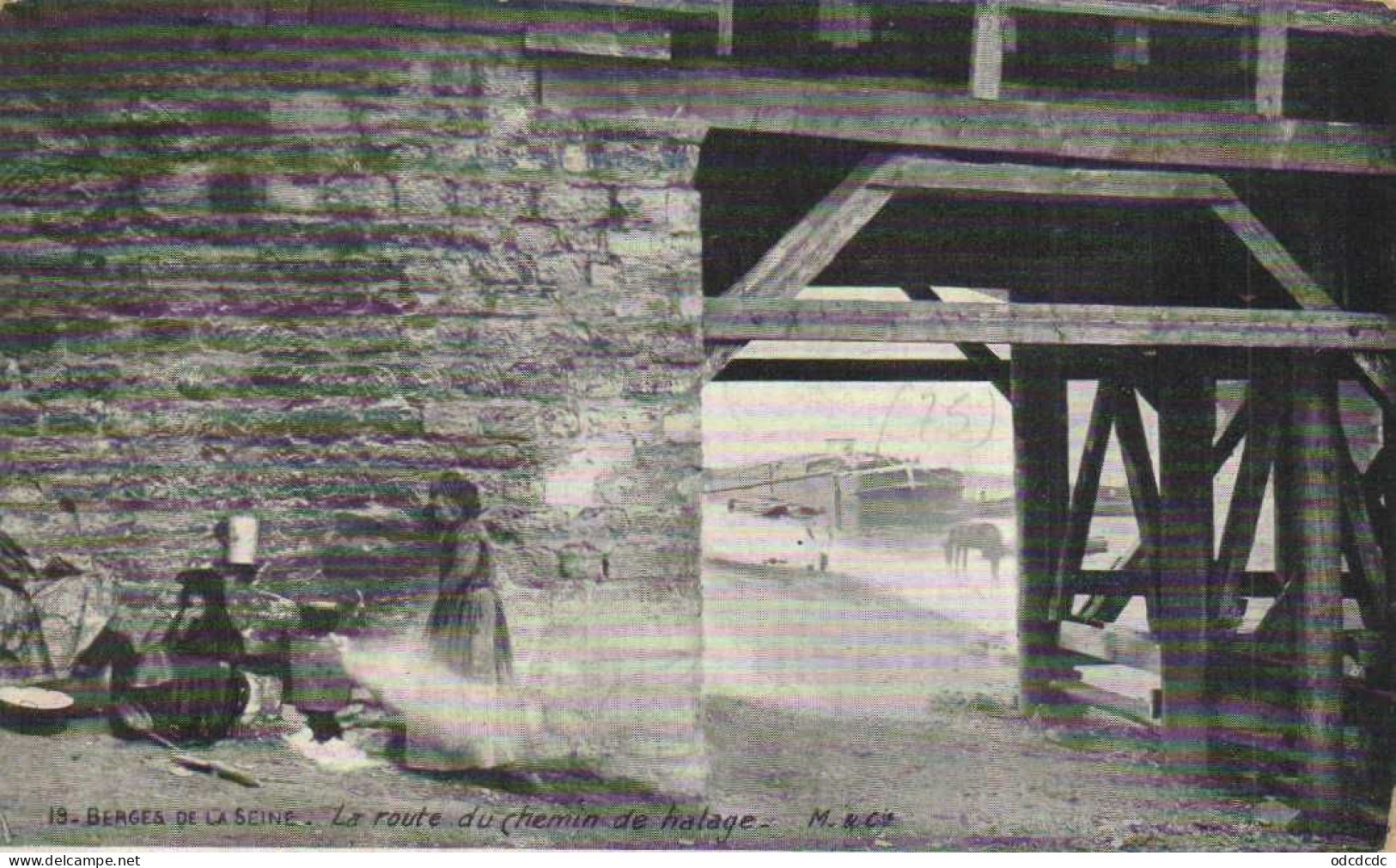 Berges De La Seine La Route Du Chemin De Halage Animée RV - La Seine Et Ses Bords