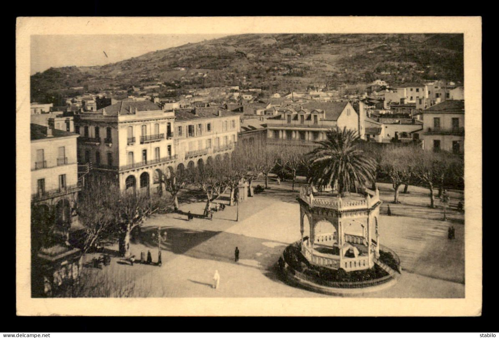 ALGERIE - BLIDA - PLACE D'ARMES OU GEORGES CLEMENCEAU - Blida