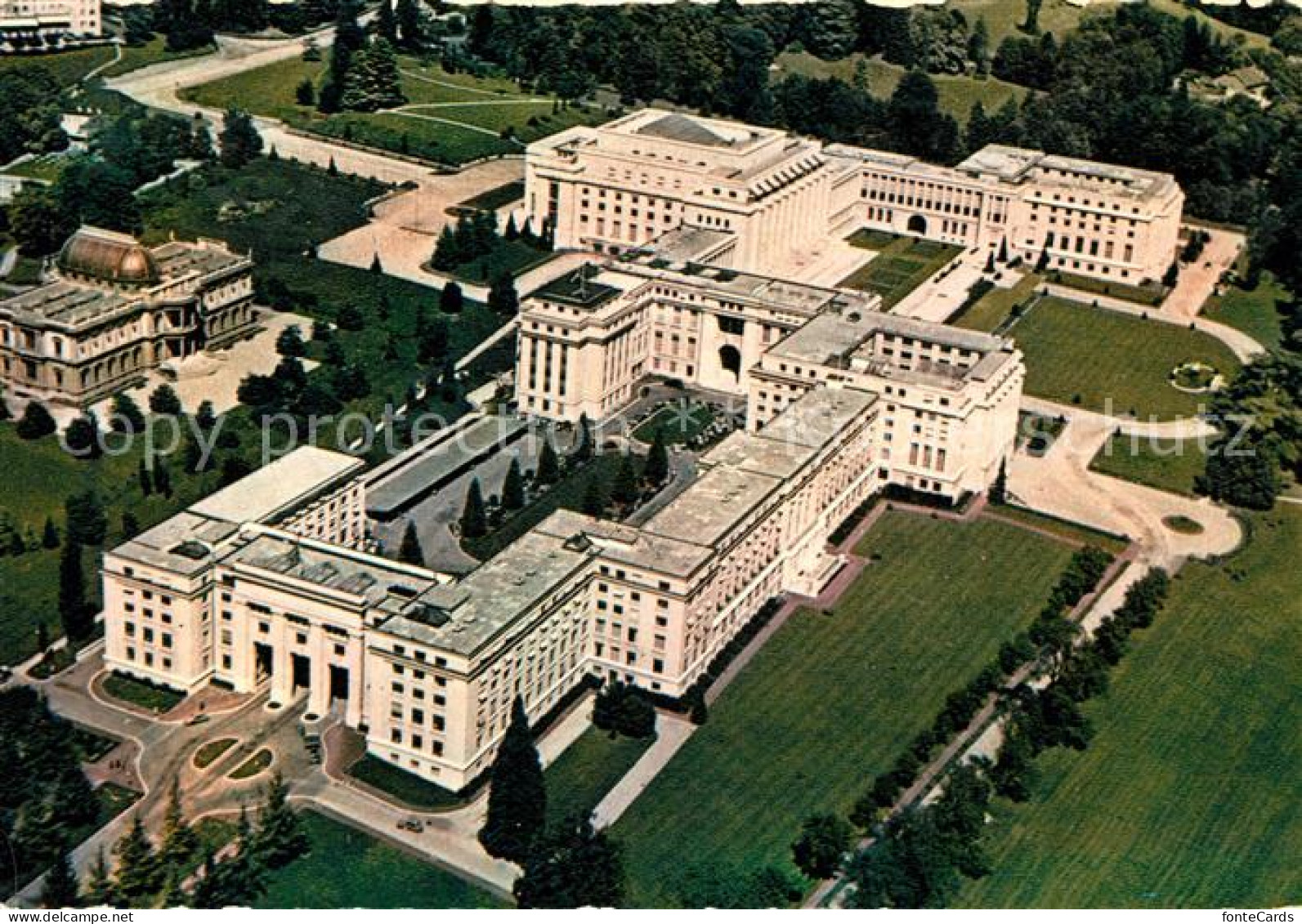 13232837 Geneve GE Palais Des Nations Vue Aérienne Geneve GE - Andere & Zonder Classificatie