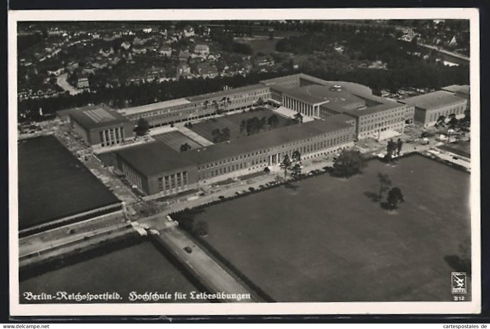 AK Berlin, Reichssportfeld, Hochschule Für Leibesübungen Vom Flugzeug Aus  - Charlottenburg