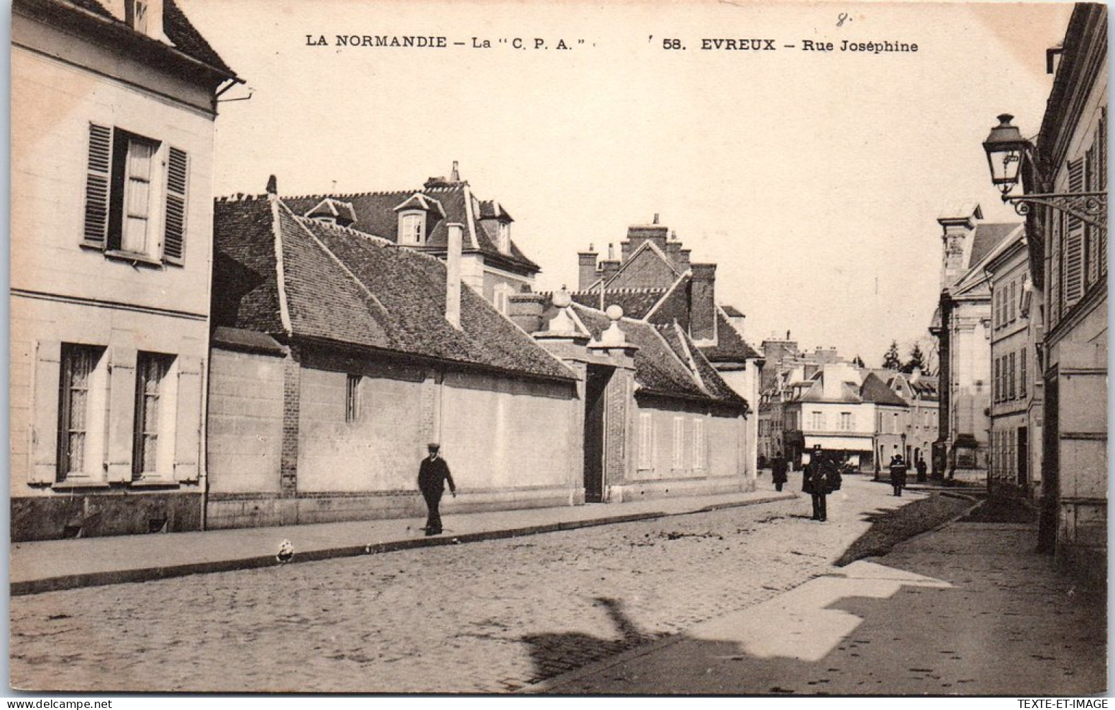 27 EVREUX - Un Coin De Rue Josephine  - Evreux