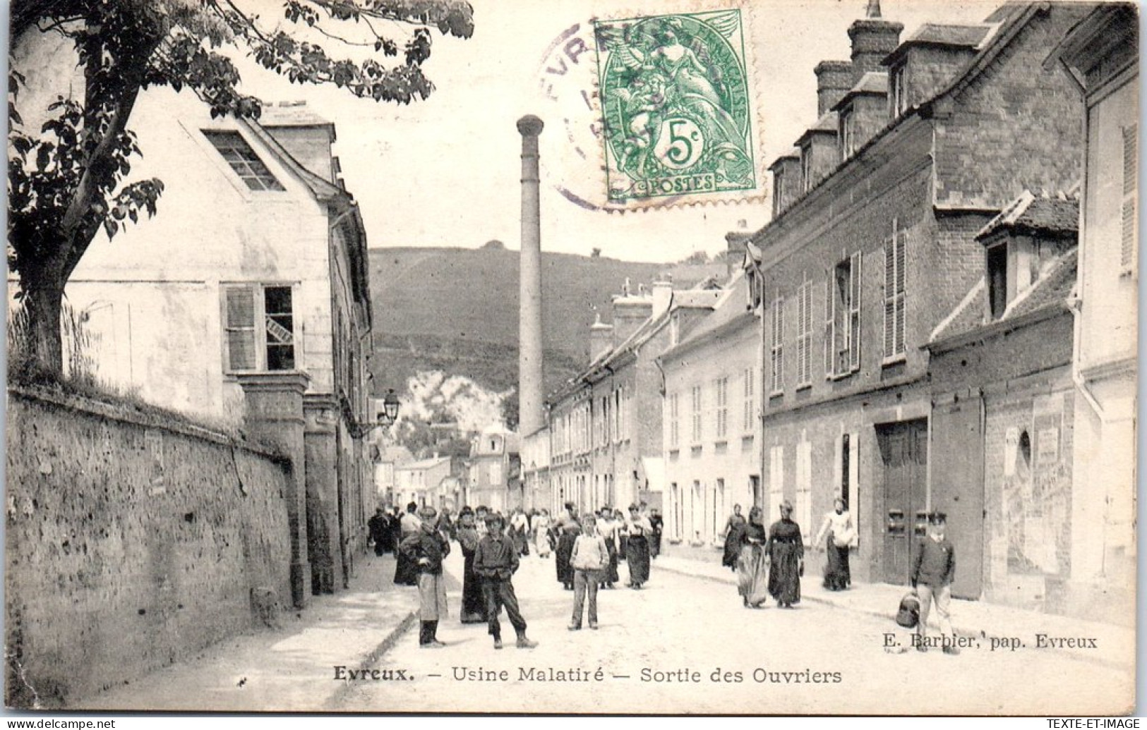 27 EVREUX - Usine Malatire, Sortie Des Ouvriers  - Evreux