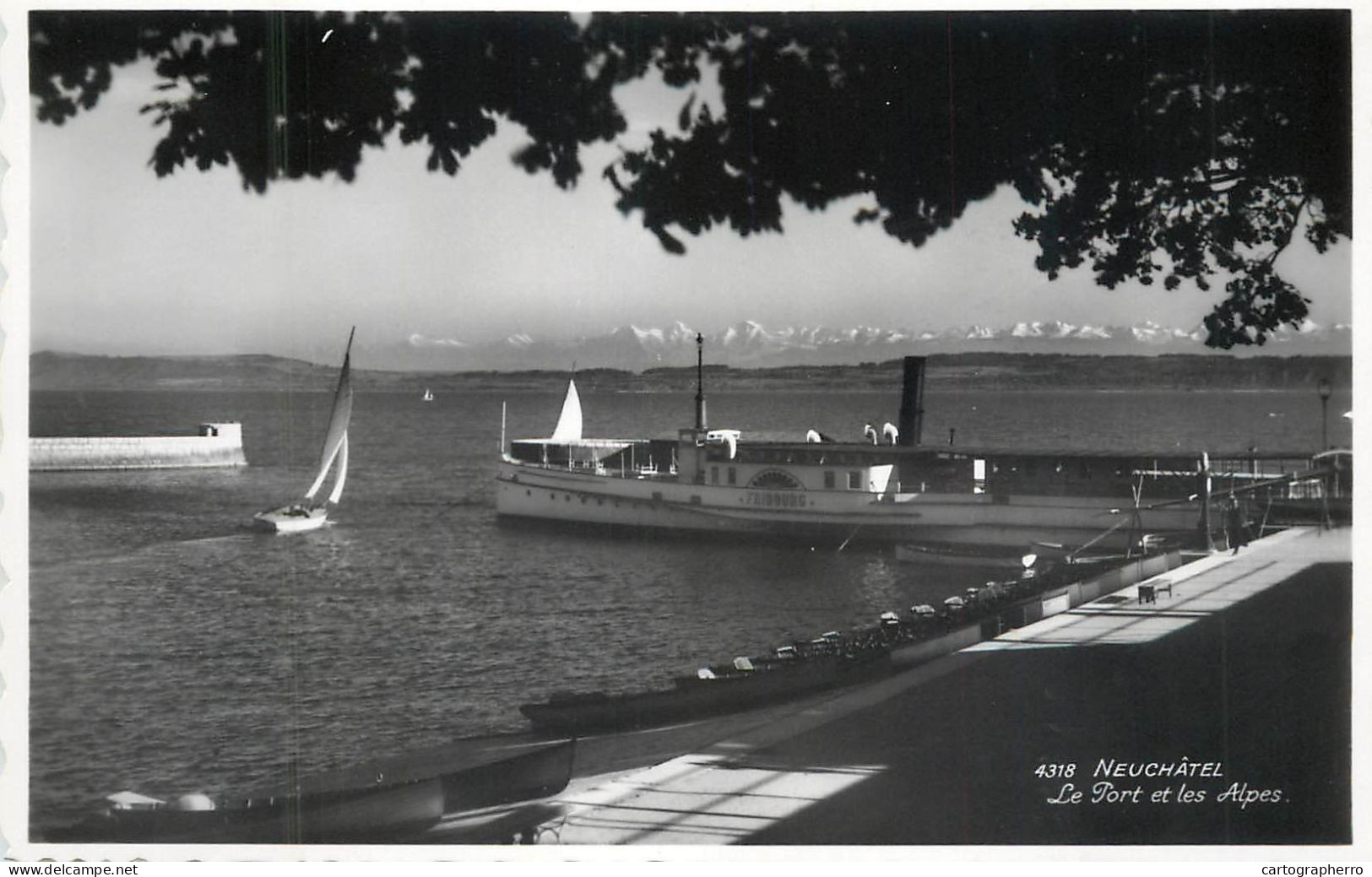 Postcard Switzerland Neuchâtel Port Cruise Ship - Neuchâtel