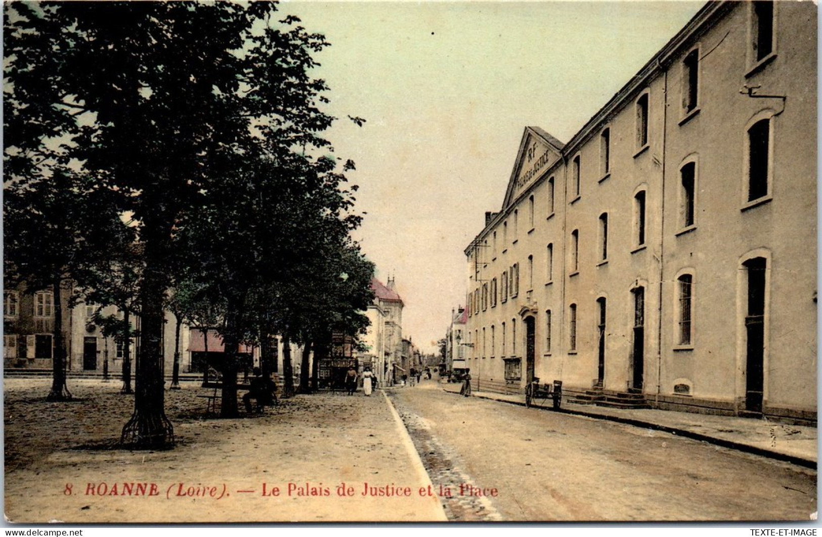 42 ROANNE - Le Palais De Justice Et La Place  - Roanne