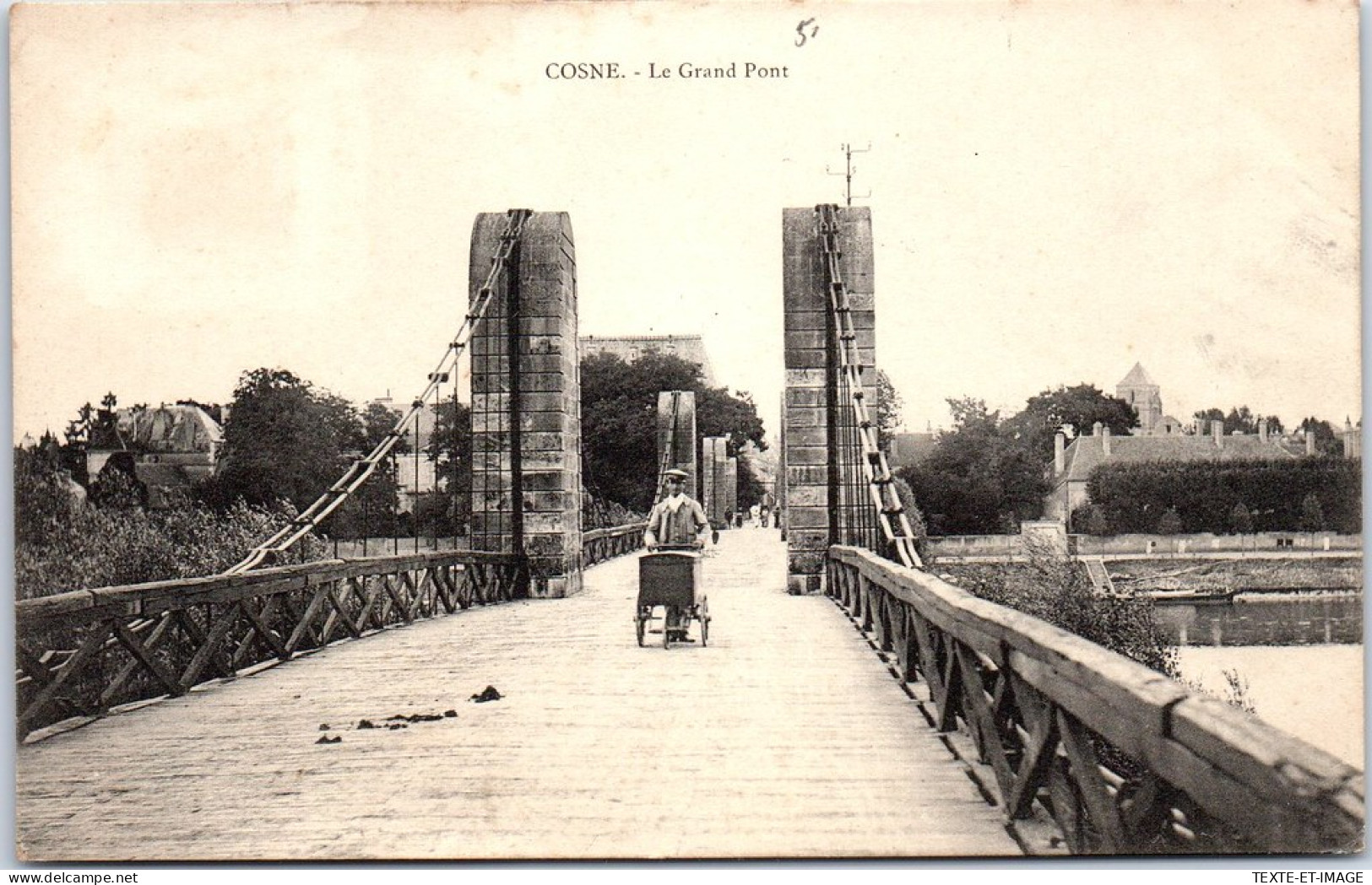 58 COSNE SUR LOIRE - Le Grand Pont.  - Cosne Cours Sur Loire