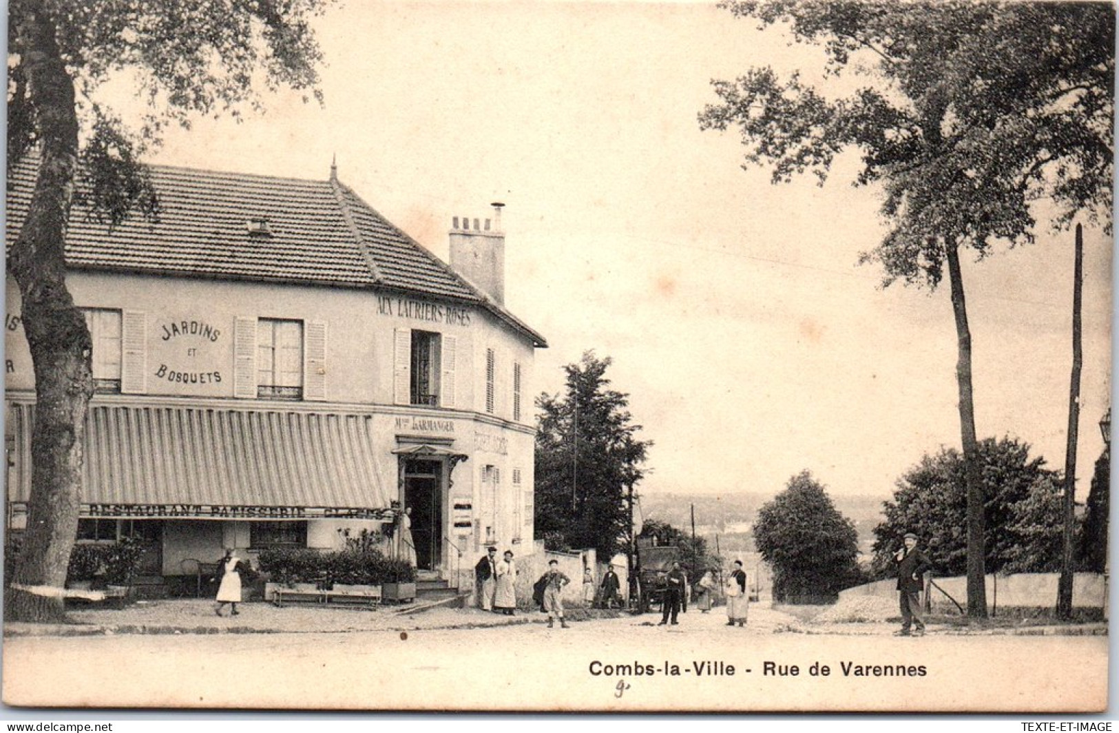 77 COMBS LA VILLE - Rue De Varennes  - Combs La Ville
