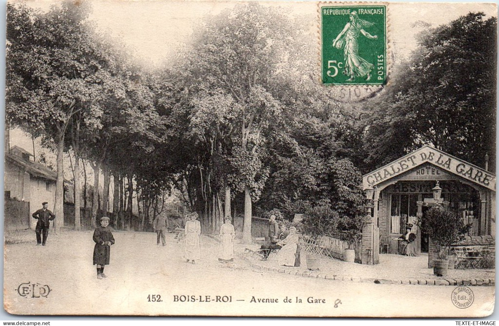 77 BOIS LE ROI - L'avenue De La Gare.  - Bois Le Roi