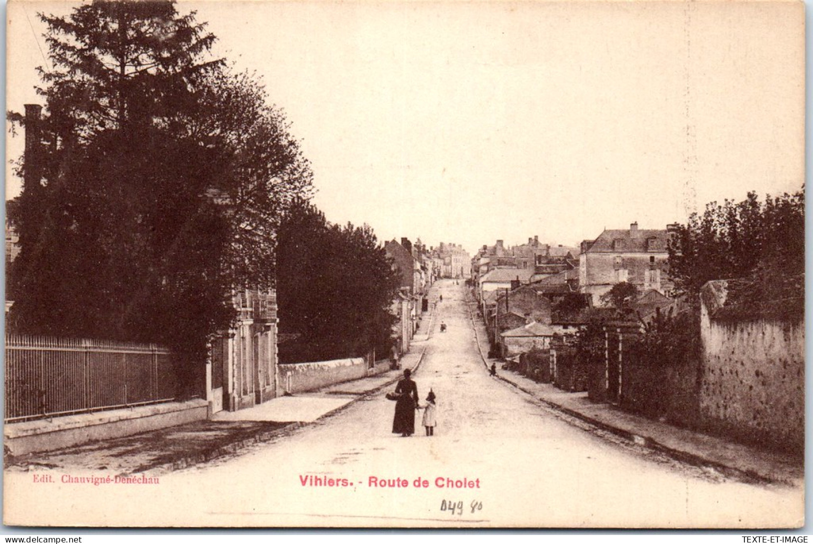 49 VIHIERS - La Route De Cholet  - Andere & Zonder Classificatie