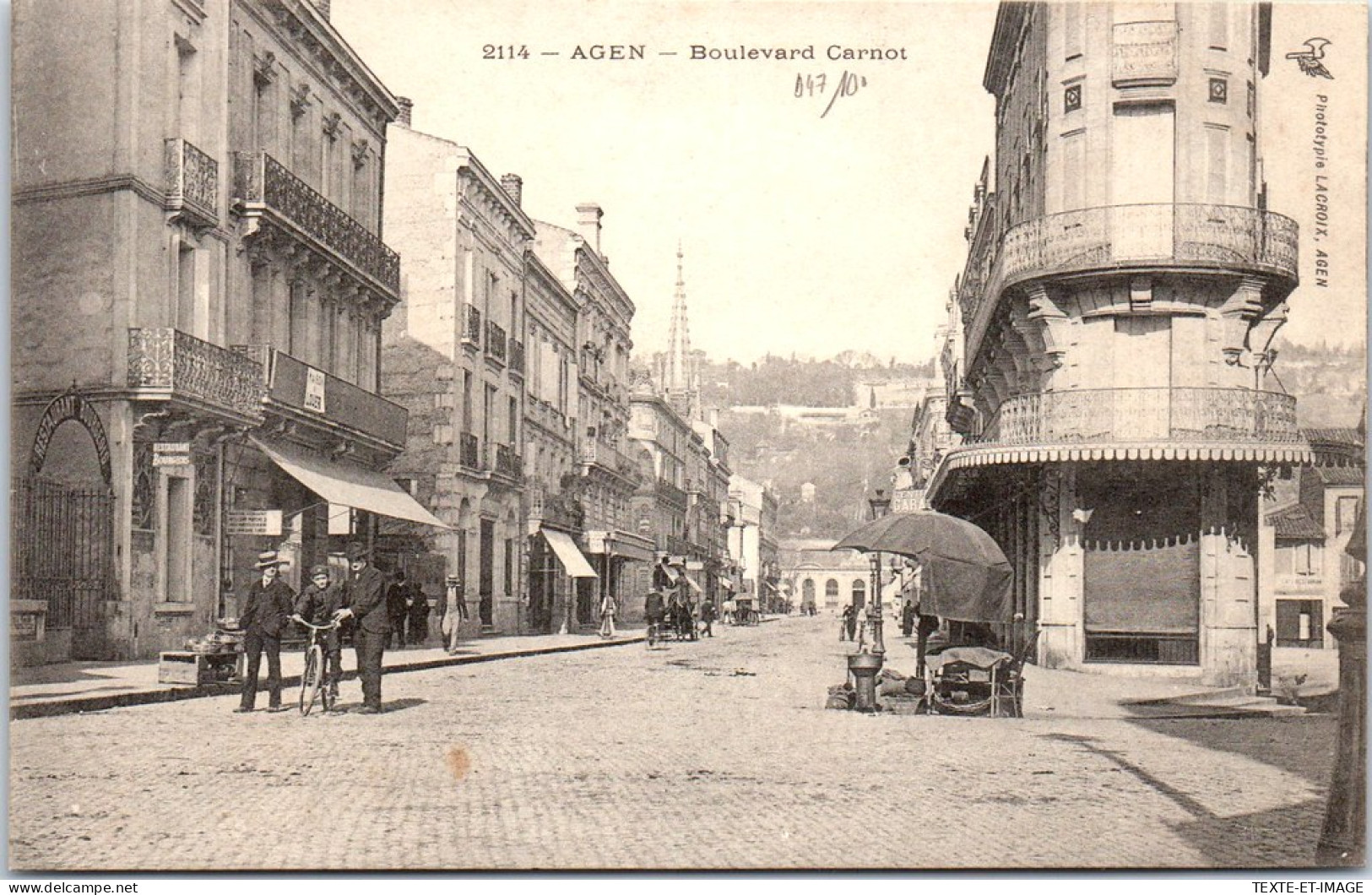 47 AGEN - Le Boulevard Carnot. - Agen