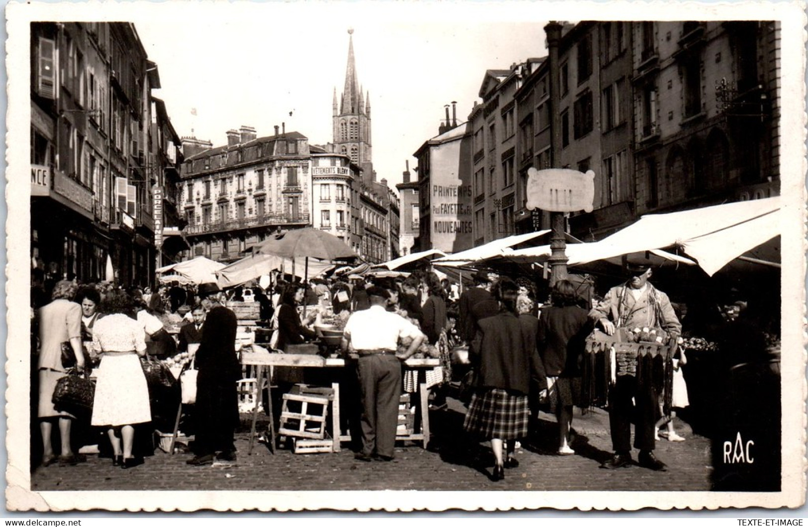 87 LIMOGES - Un Coin Du Marche, Place Des Bancs  - Limoges