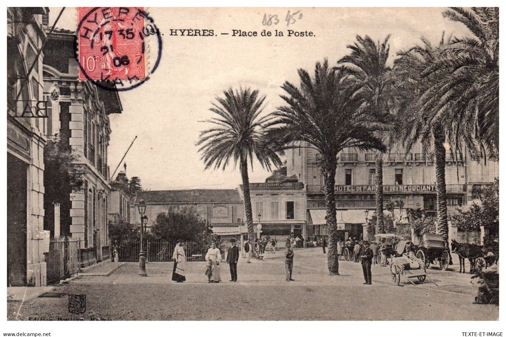 83 HYERES - Place De La Poste  - Hyeres