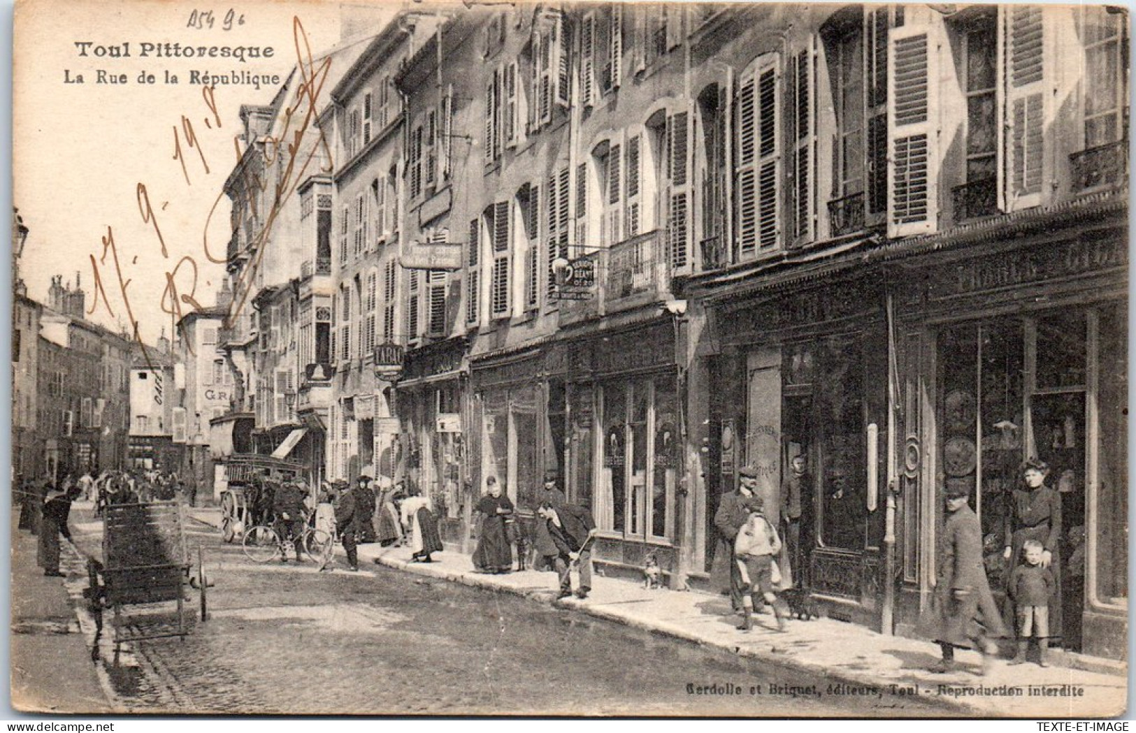 54 TOUL - La Rue De La Republique  - Toul