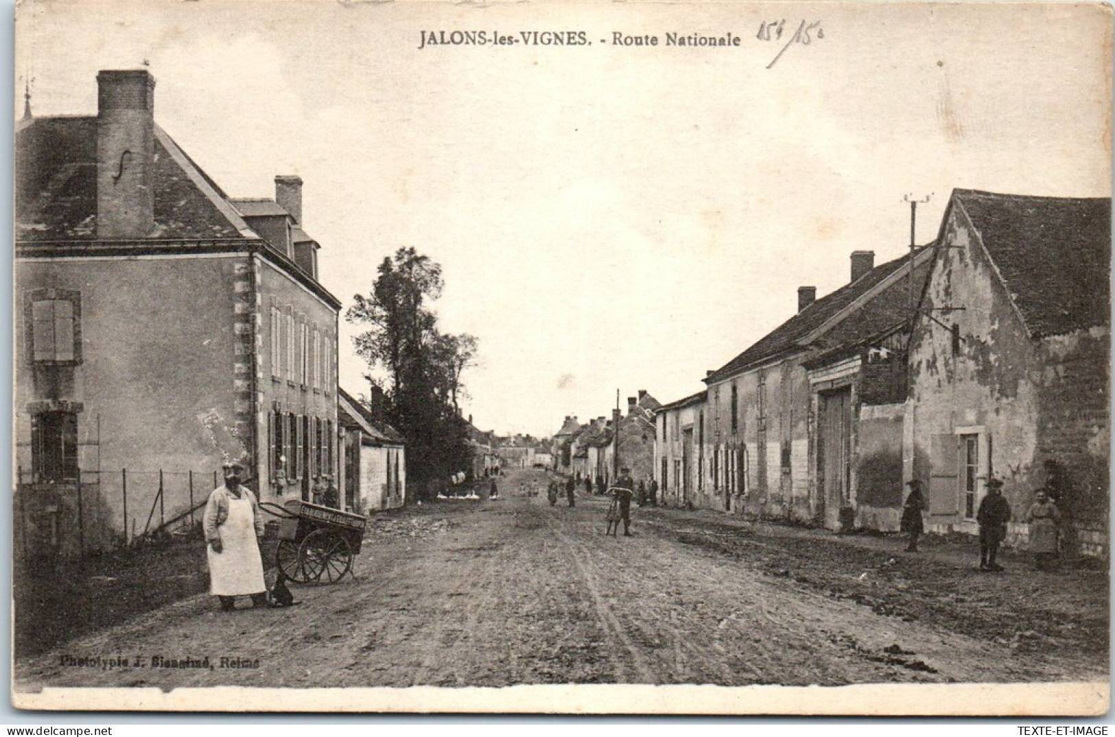 51 JALONS LES VIGNES - La Route Nationale. - Altri & Non Classificati