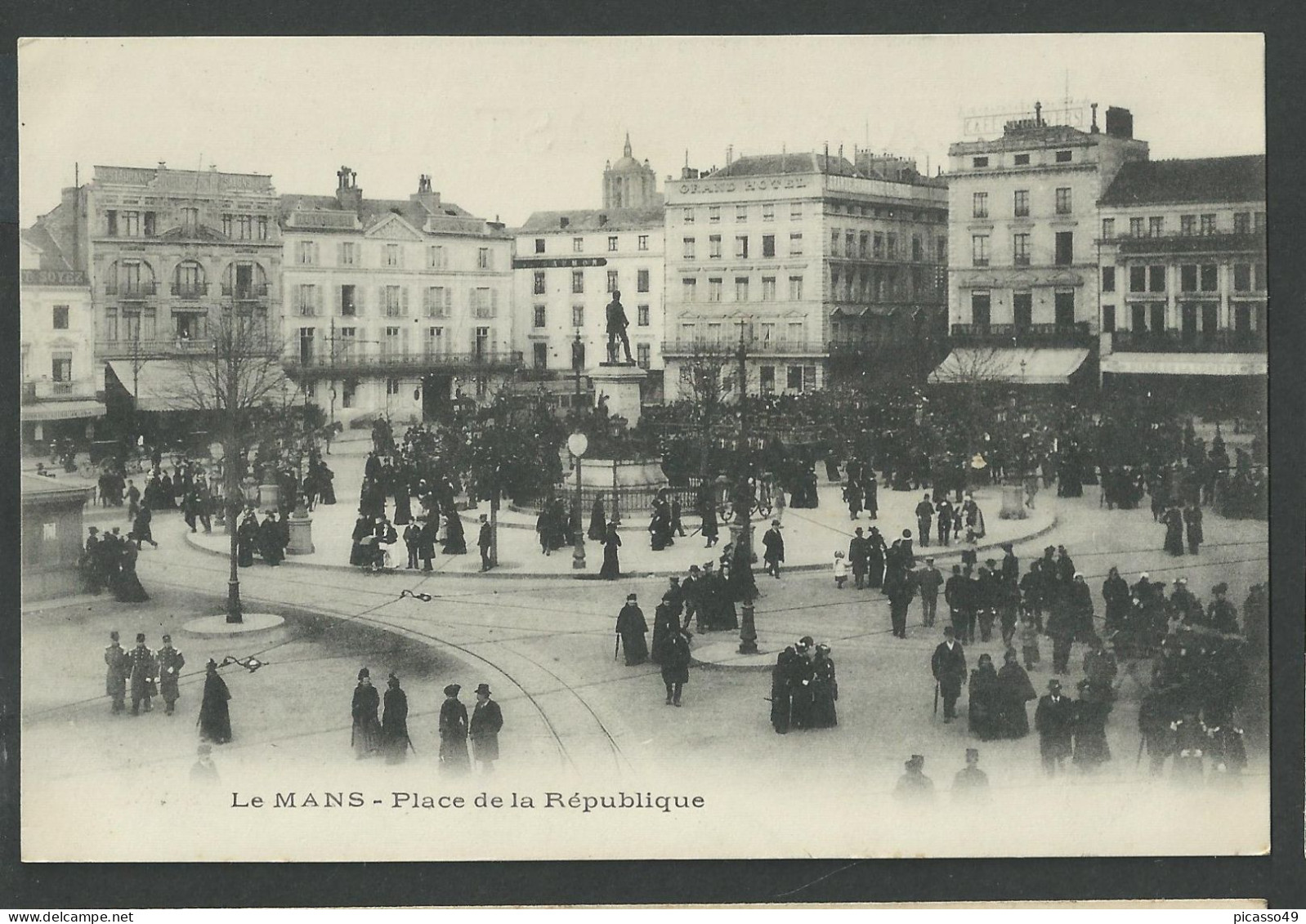 Sarthe , Le Mans , Place De La République - Le Mans