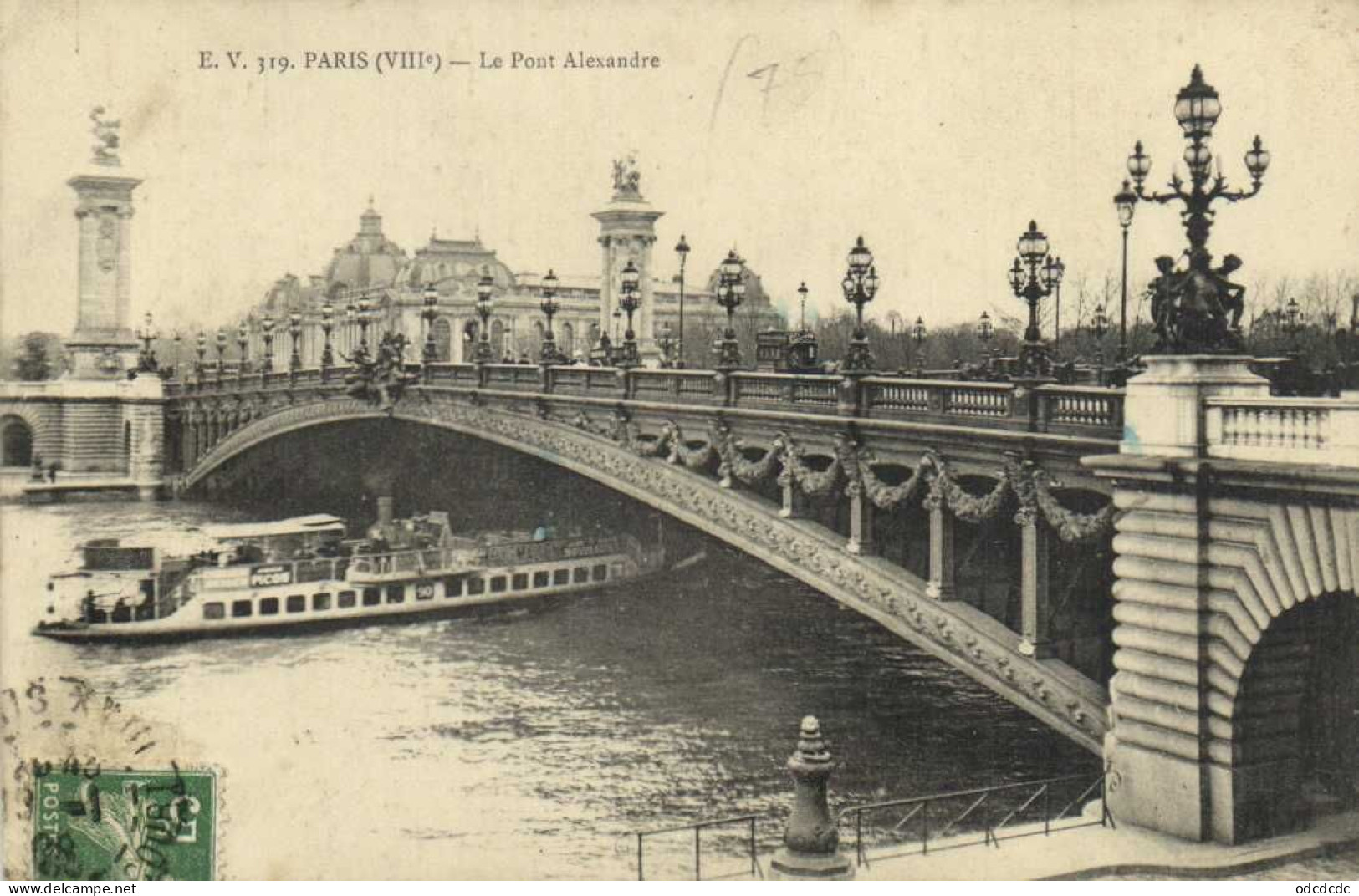 PARIS  (VIIIe) Le Pont Alexandre Bateau Mouche RV - Distretto: 08