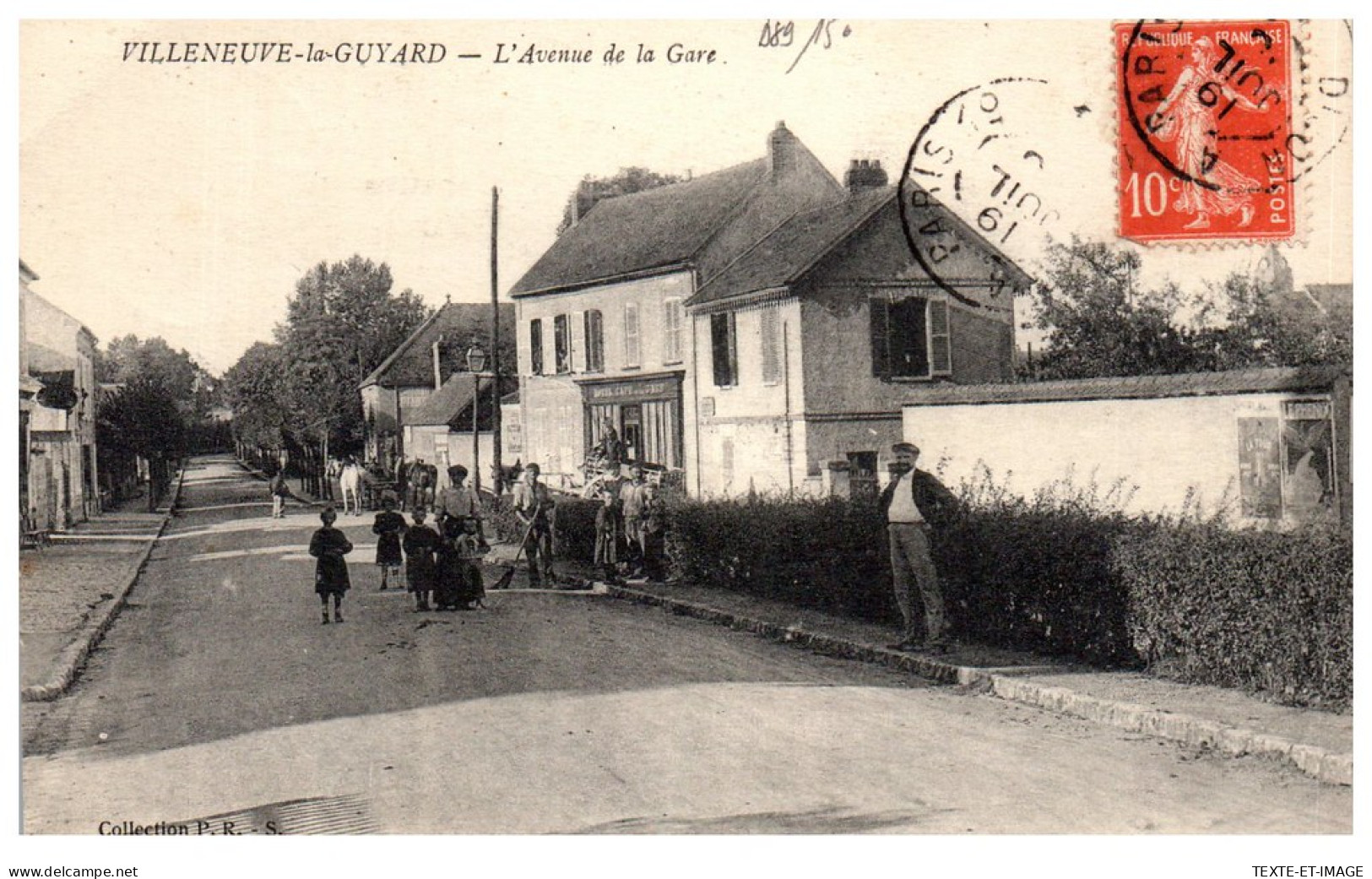 89 VILLENEUVE LA GUYARD - L'avenue De La Gare. - Villeneuve-la-Guyard