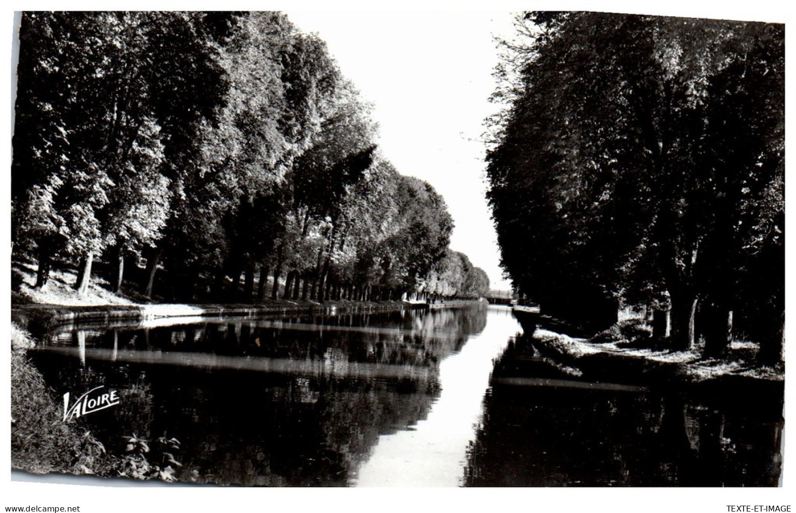 89 BRIENON - Le Canal De Bourgogne. - Brienon Sur Armancon