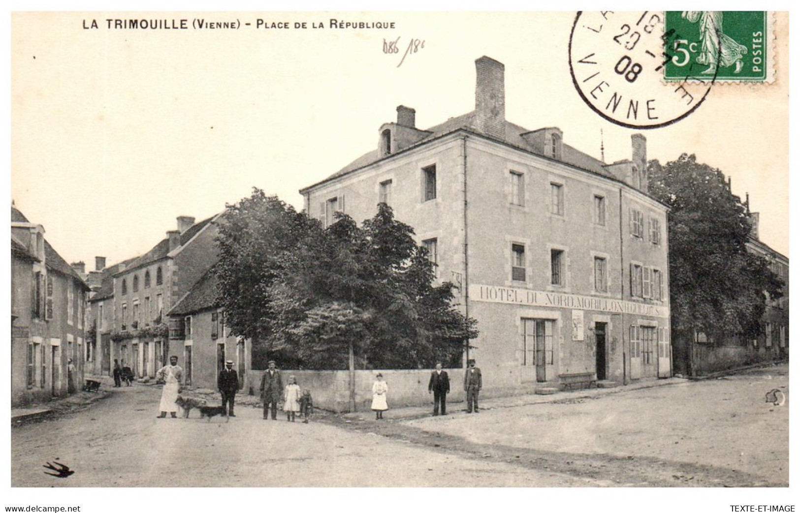 86 LA TRIMOUILLE - La Place De La Republique  - Altri & Non Classificati