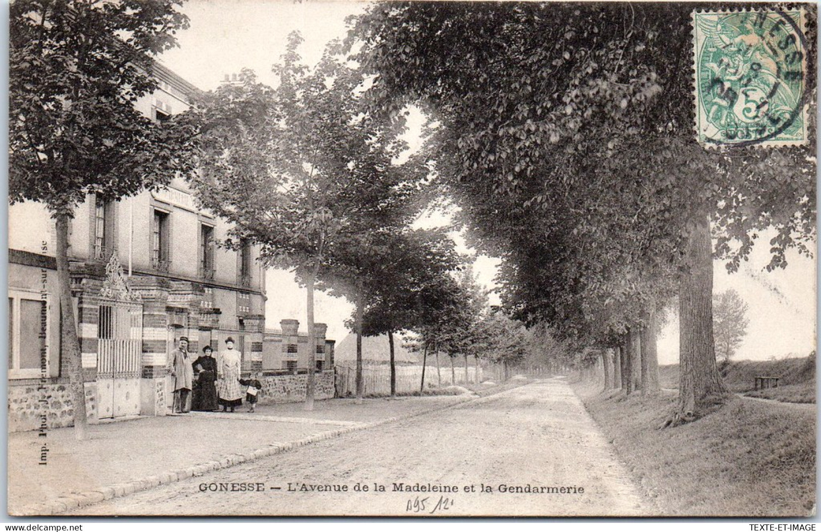 95 GONESSE - L'avenue De La Madeleine Et Gendarmerie - Sonstige & Ohne Zuordnung