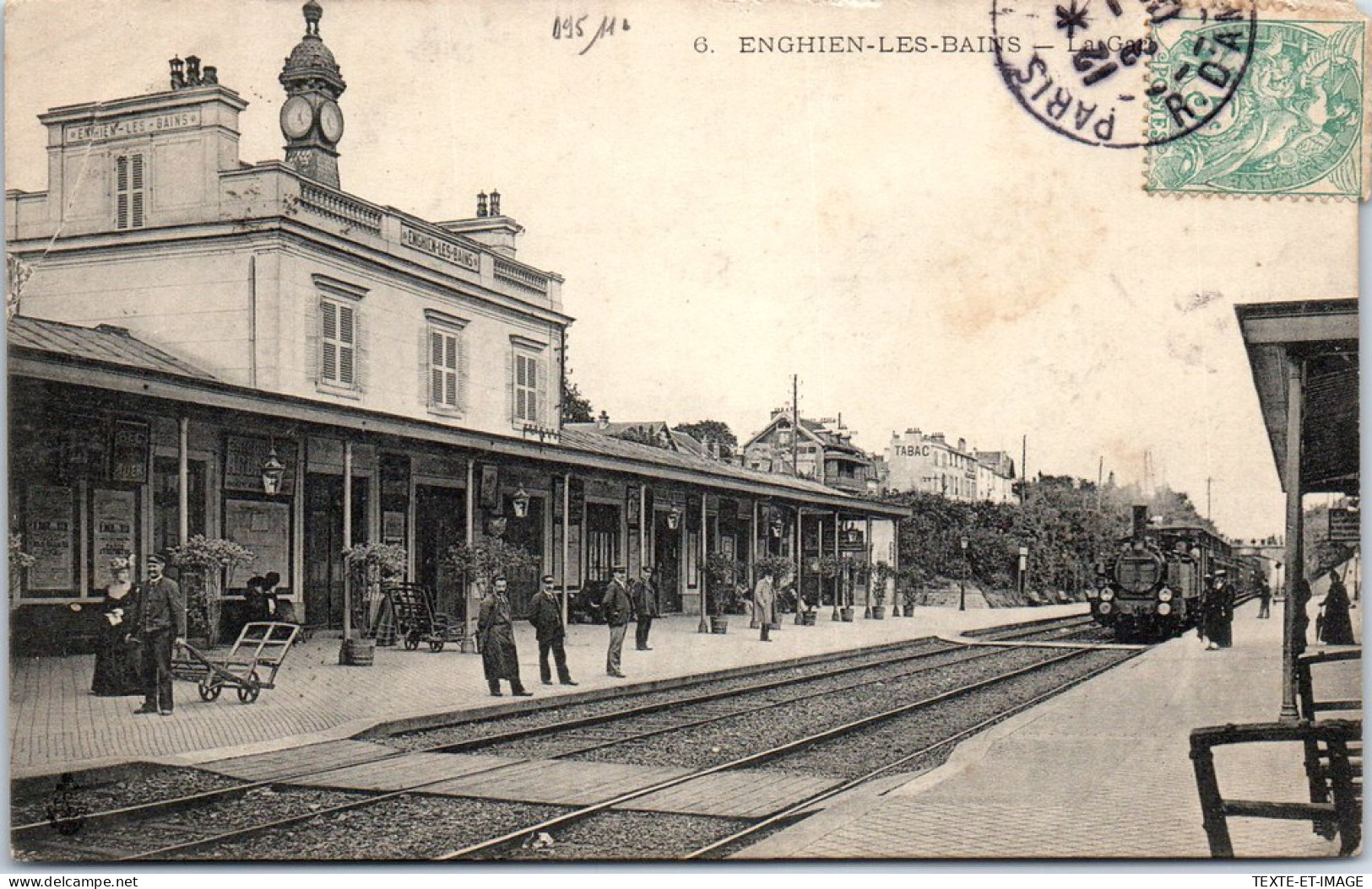 95 ENGHEIN LES BAINS - Interieur De La Gare, Les Quais  - Enghien Les Bains