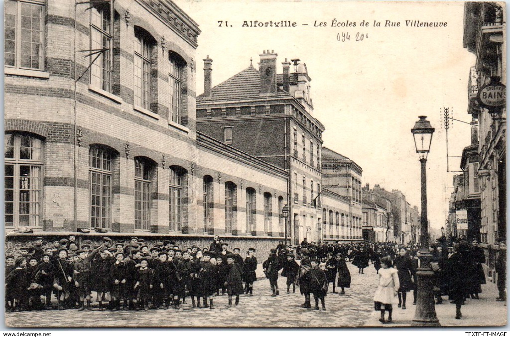 94 ALFORTVILLE - Les Ecoles Rue De Villeneuve  - Alfortville