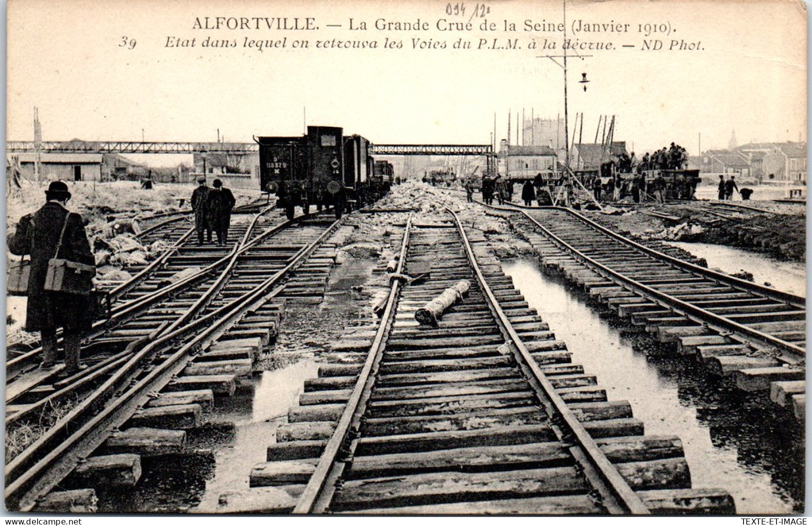94 ALFORTVILLE - La Voie Ferree Apres La Crue De 1910 - Alfortville