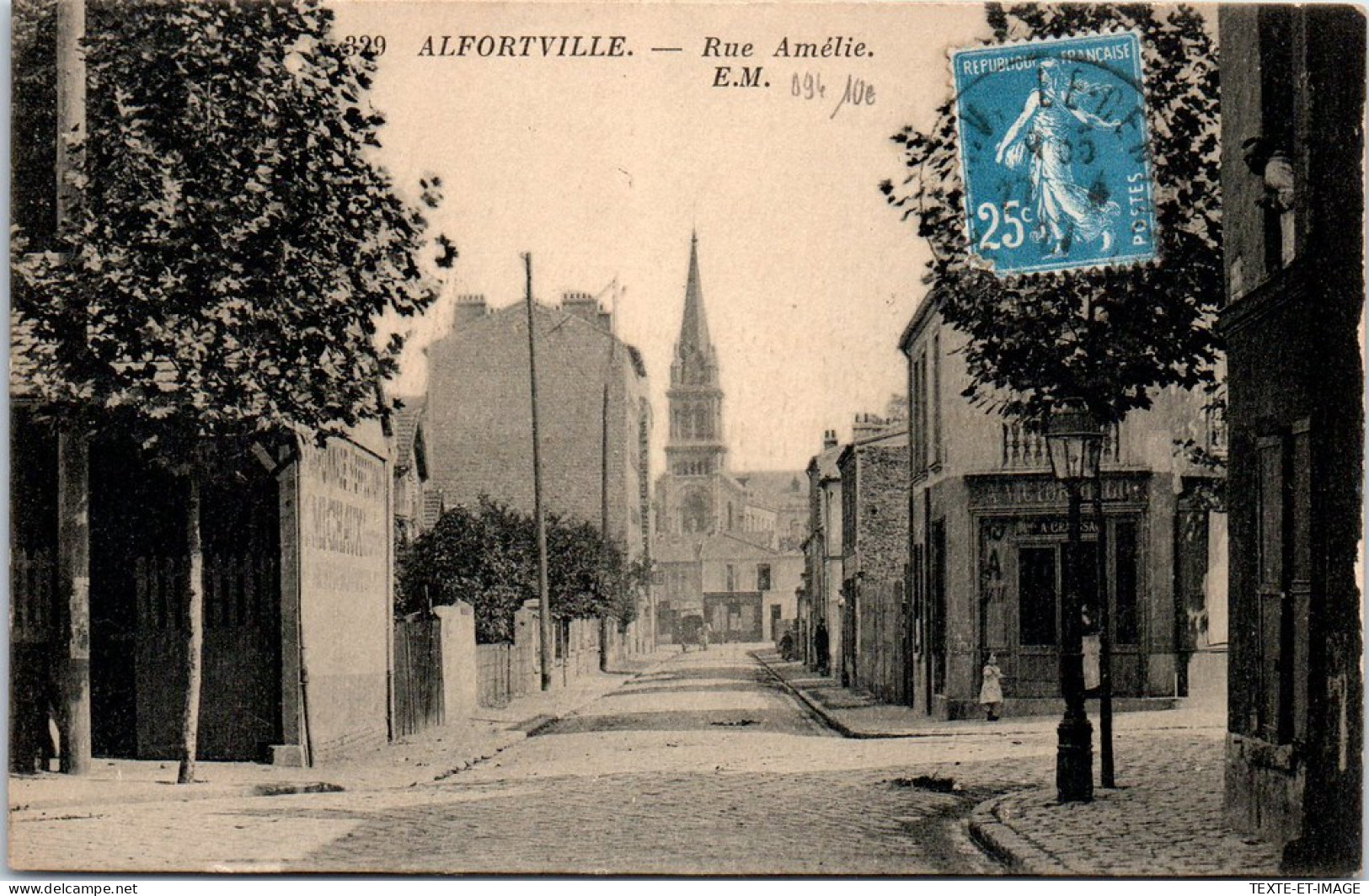 94 ALFORTVILLE - La Rue Amelie. - Alfortville