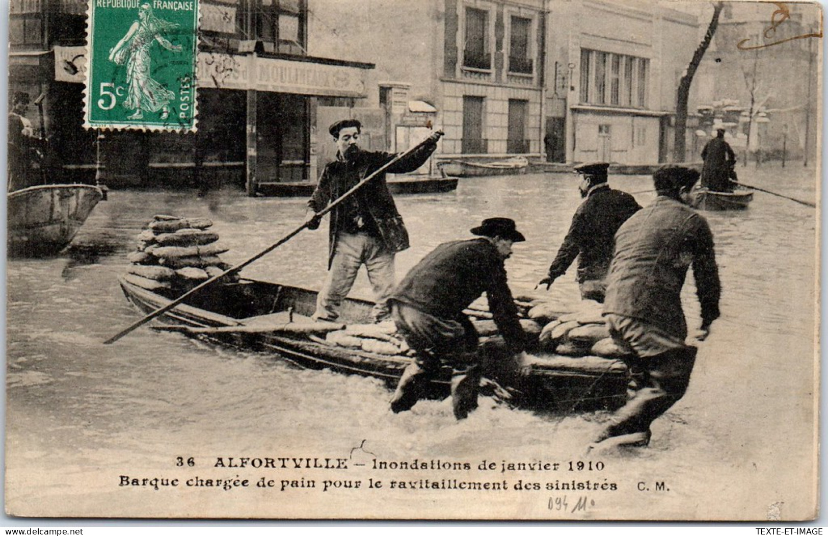94 ALFORTVILLE - Barque De Ravitaillement Pendant La Crue De 1910 - Alfortville