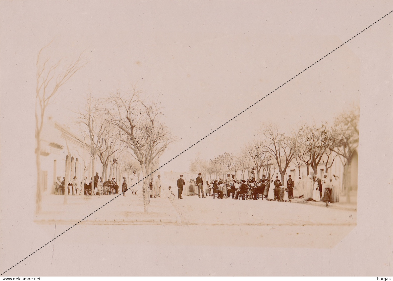 1891 Photo Afrique Algérie Rue Boisguilbert Le Dimanche Djelfa Souvenir Mission Géodésique Militaire Boulard Gentil - Oud (voor 1900)