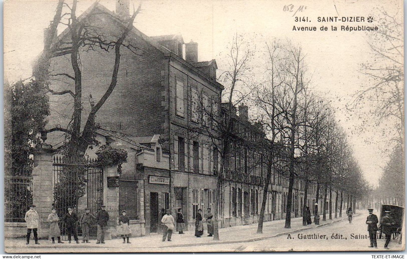 52 SAINT DIZIER - Avenue De La Republique -  - Saint Dizier