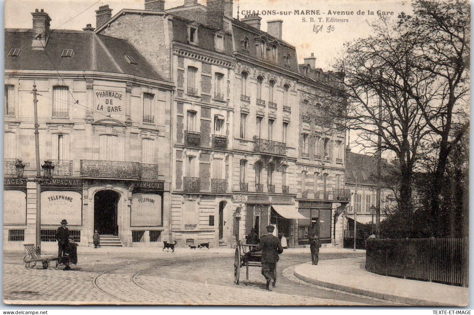 51 CHALONS SUR MARNE - Avenue De La Gare. - Châlons-sur-Marne