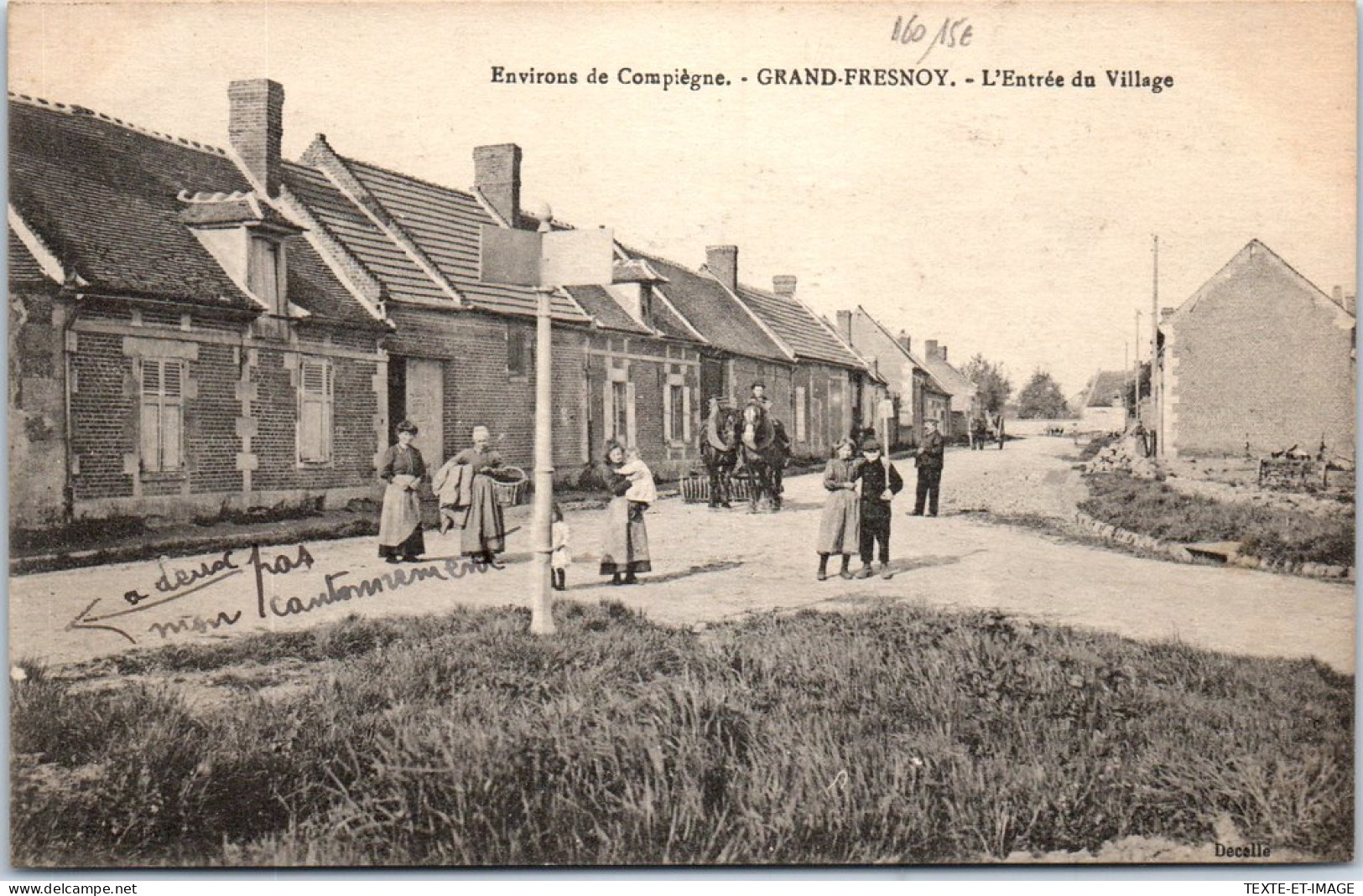 60 GRAND FRESNOY - L'entree Du Village -  - Other & Unclassified
