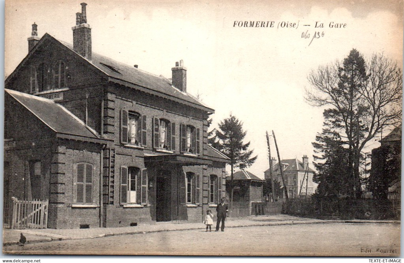 60 FORMERIE - La Gare. - Formerie