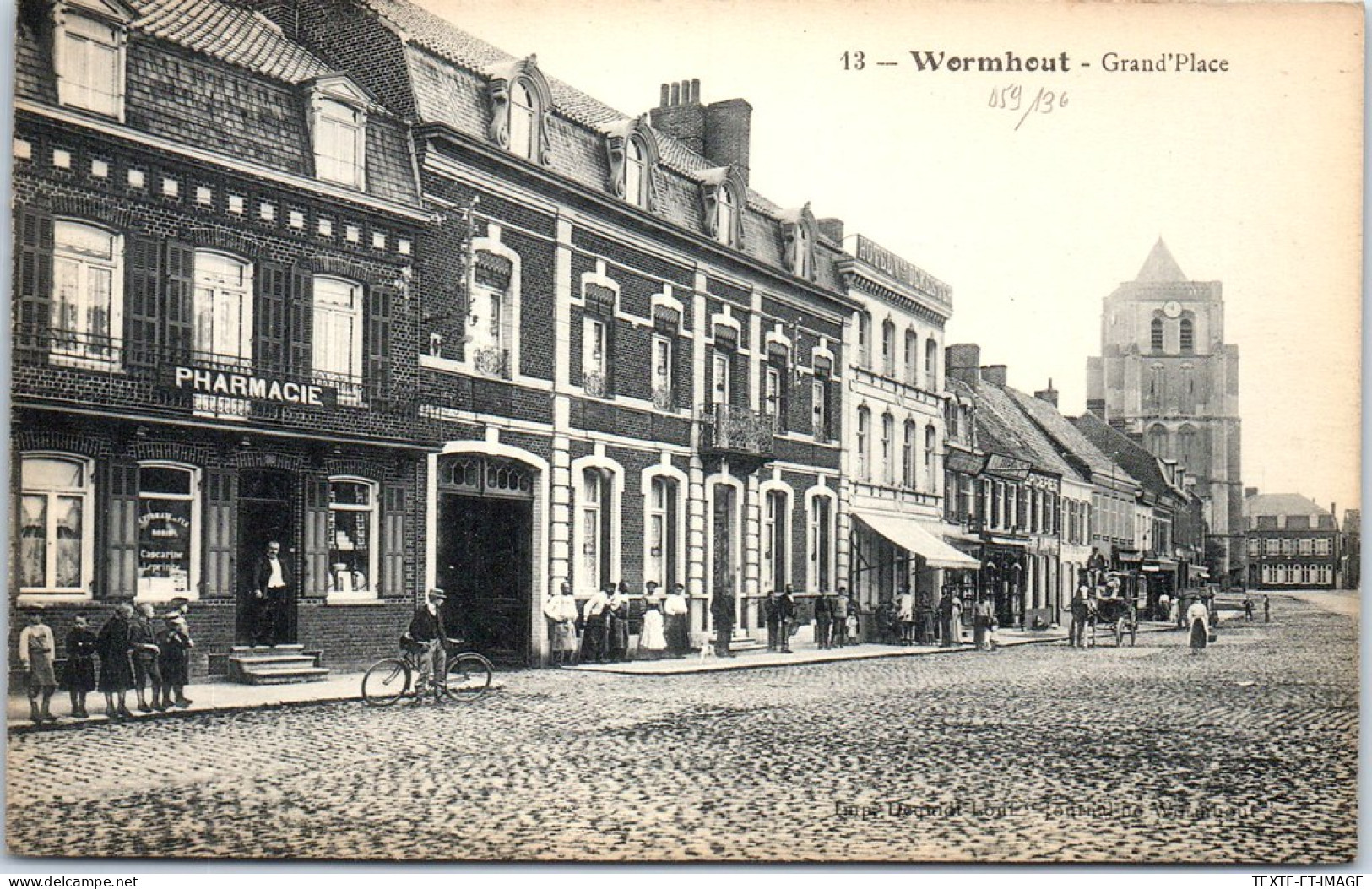 59 WORMHOUT - La Grande Place. - Wormhout