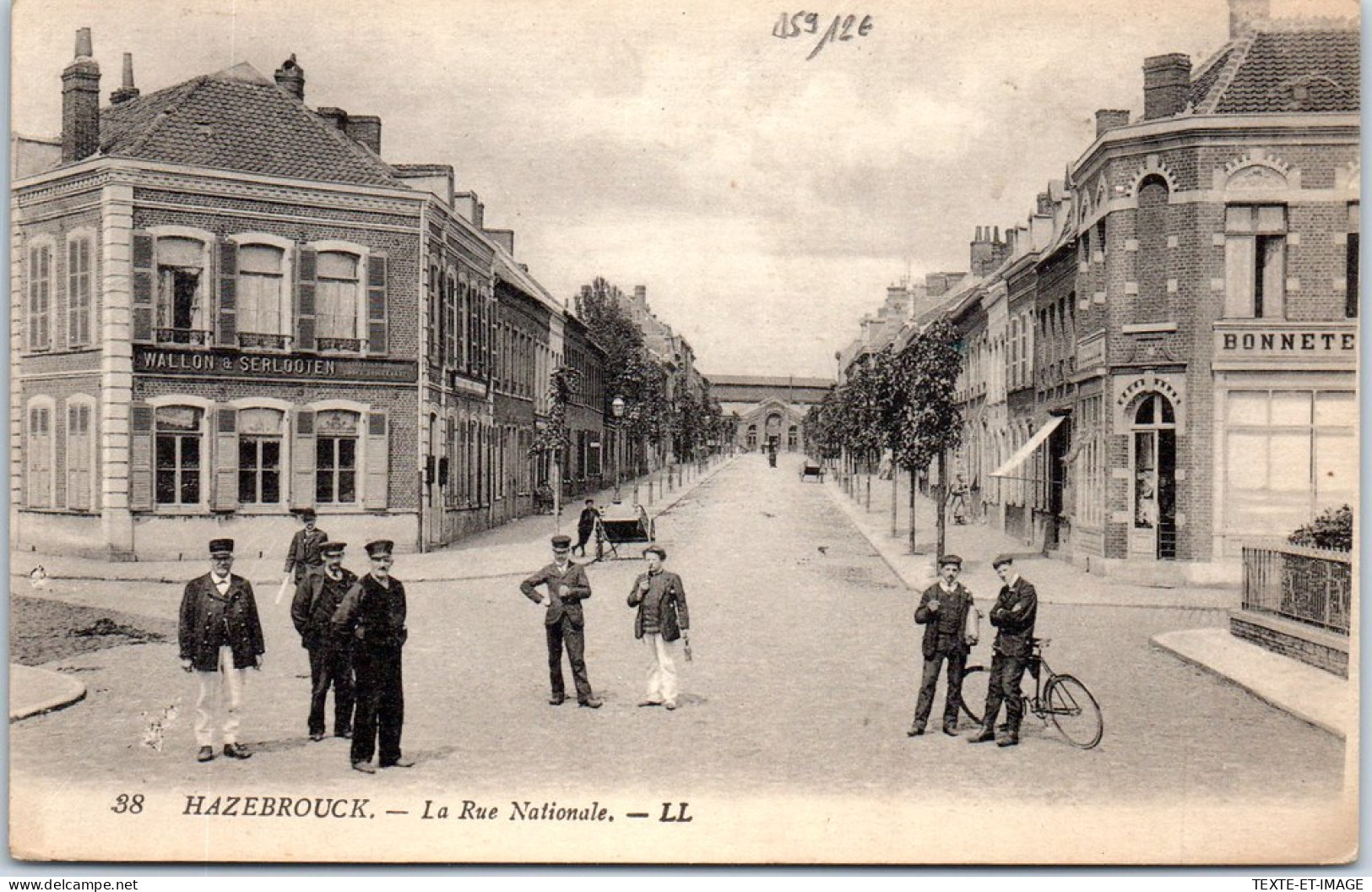 59 HAZEBROUCK - La Rue Nationale  - Hazebrouck