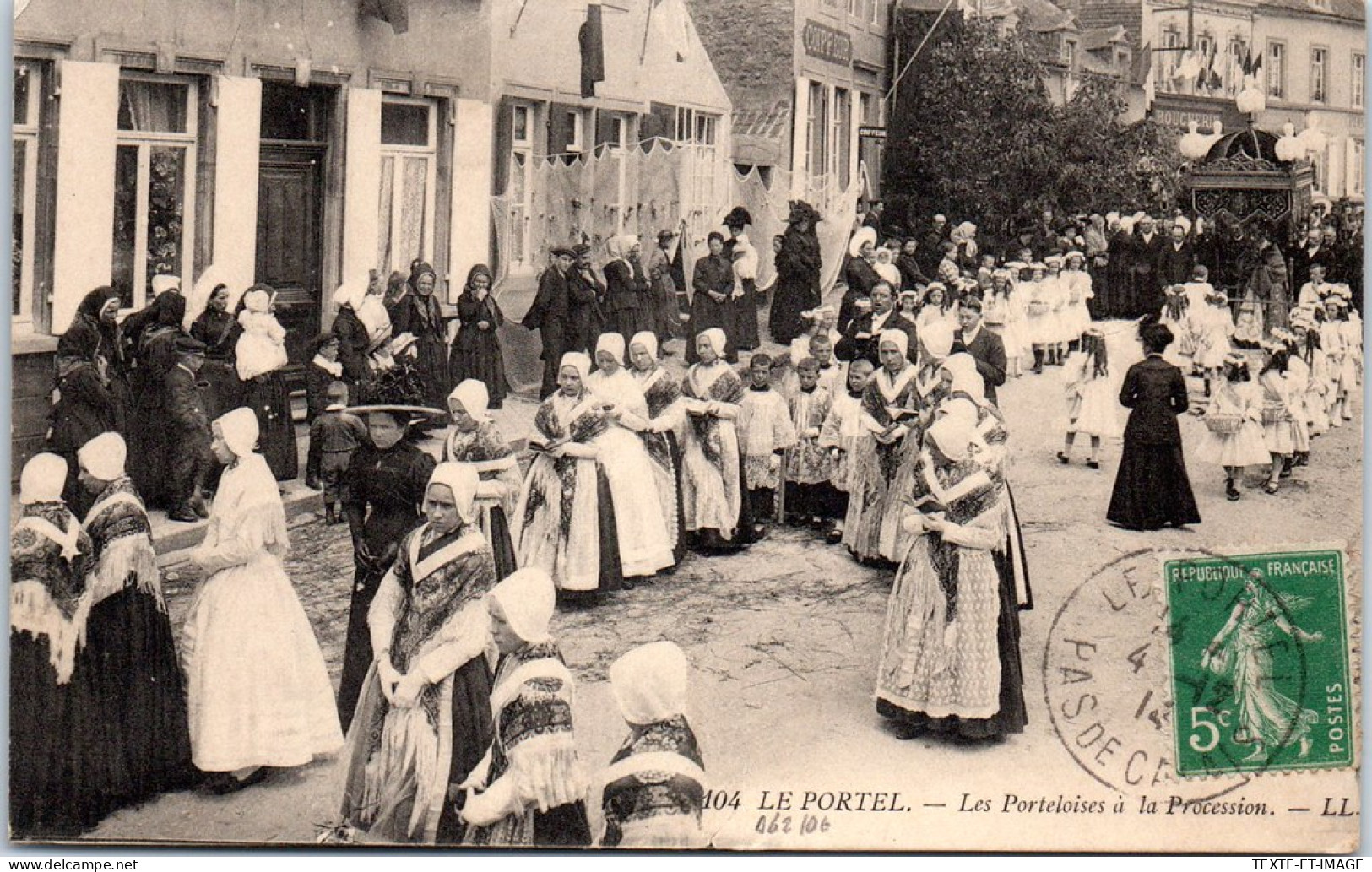 62 LE PORTEL - Les Porteloises A La Procession  - Le Portel