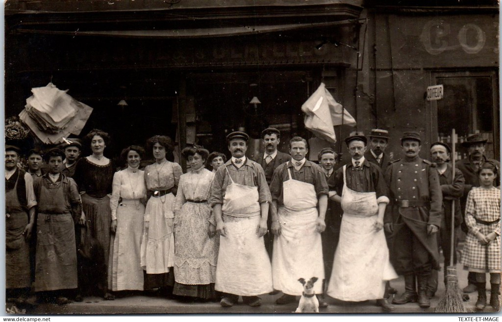 75011 PARIS - CARTE PHOTO - Boucherie 128 Rue De La Roquette  - Paris (11)