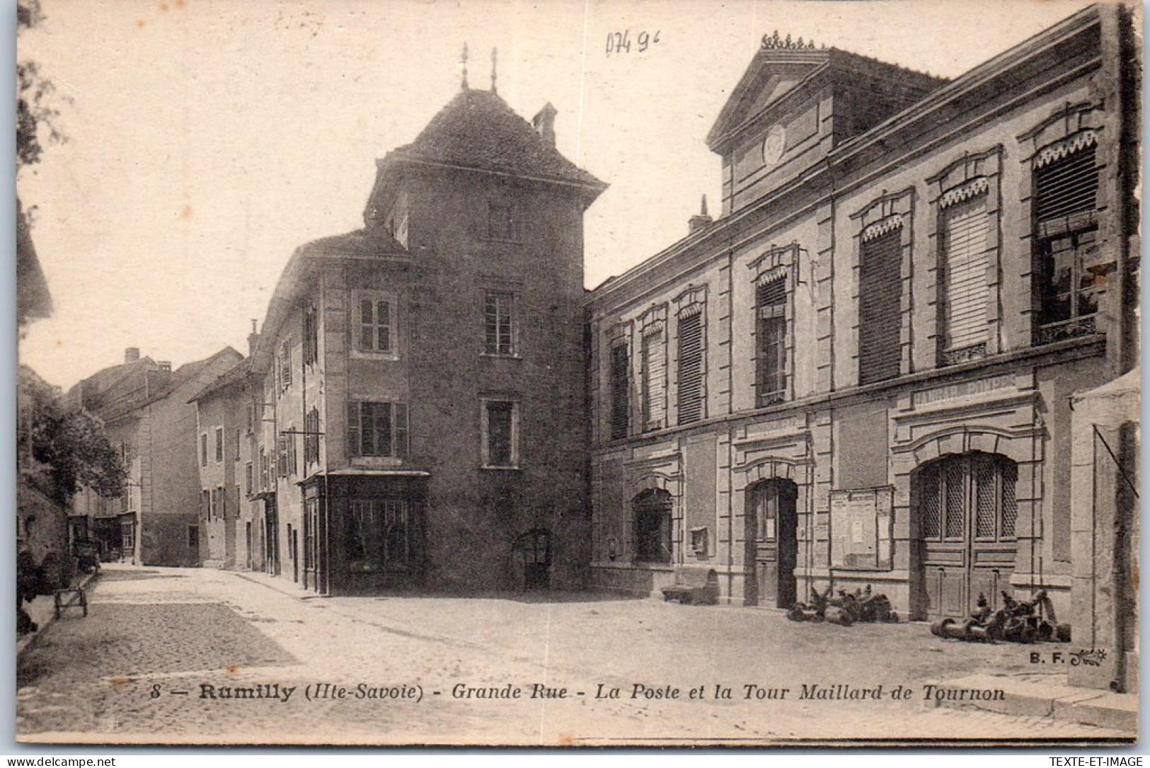 74 RUMILLY - La Grande Rue, La Poste Et Tour Maillard  - Andere & Zonder Classificatie