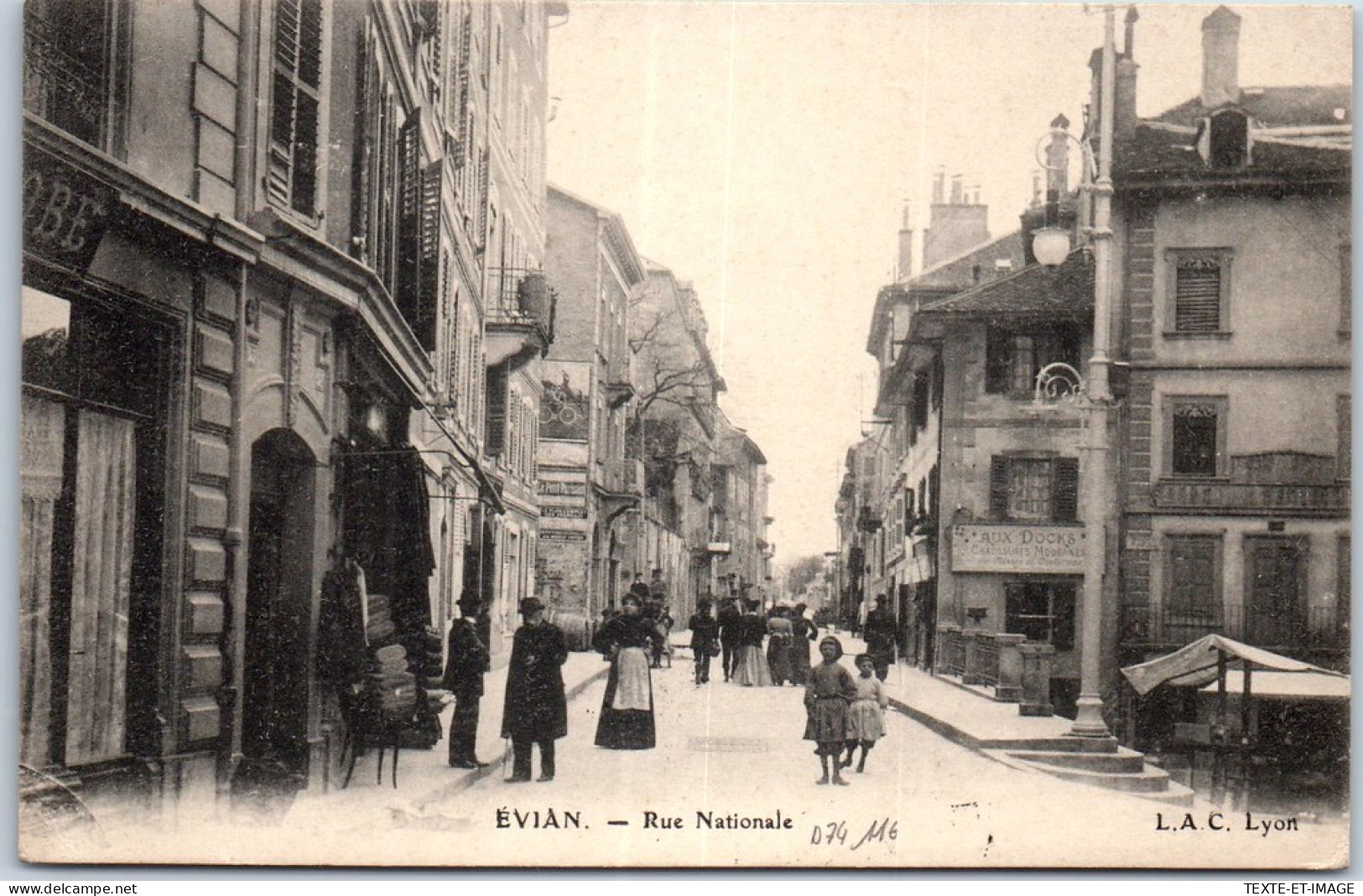 74 EVIAN - La Rue Nationale -  - Evian-les-Bains