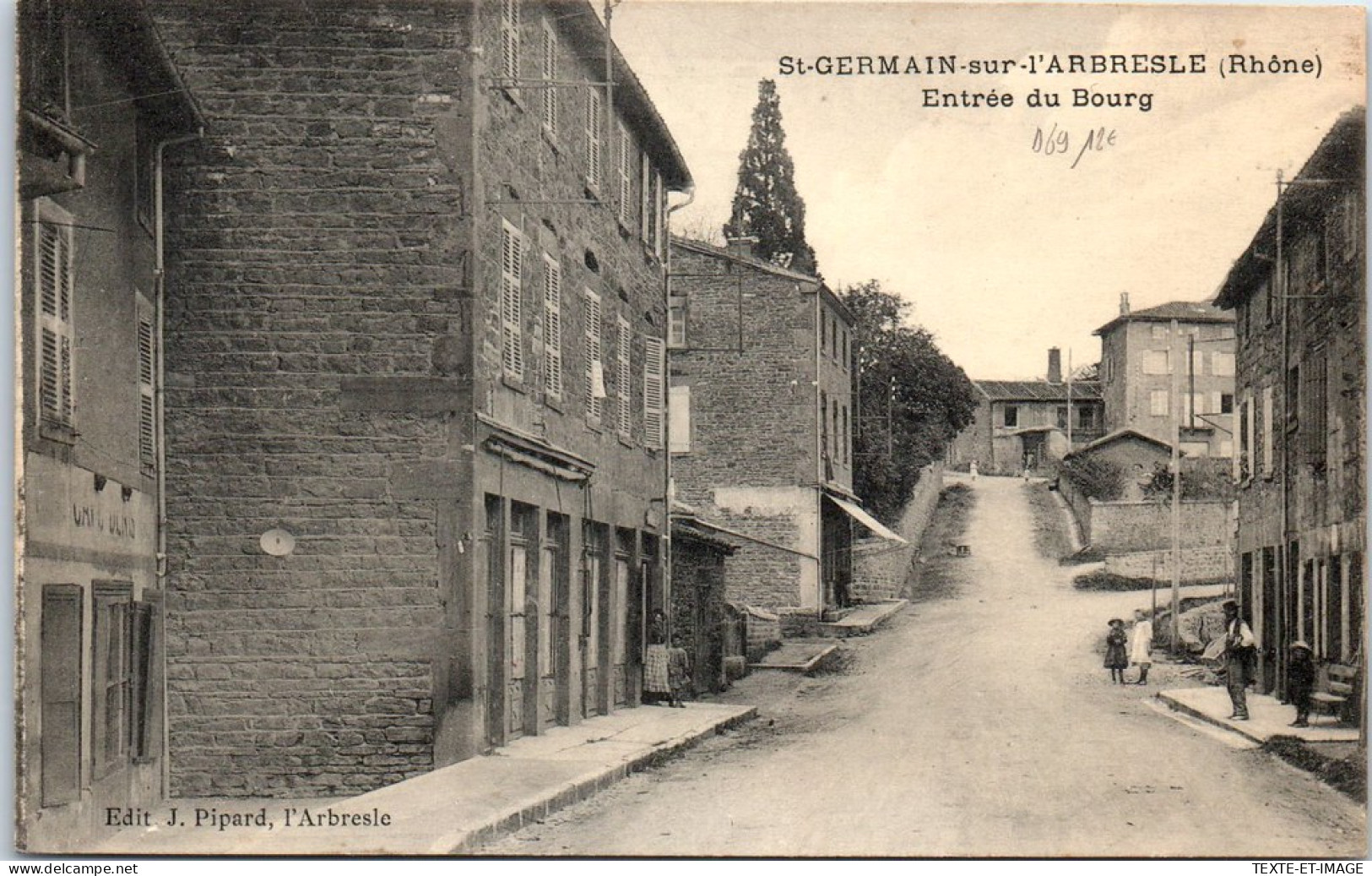 69 SAINT GERMAIN SUR L'ARBRESLE - Entree Du Bourg. - Altri & Non Classificati