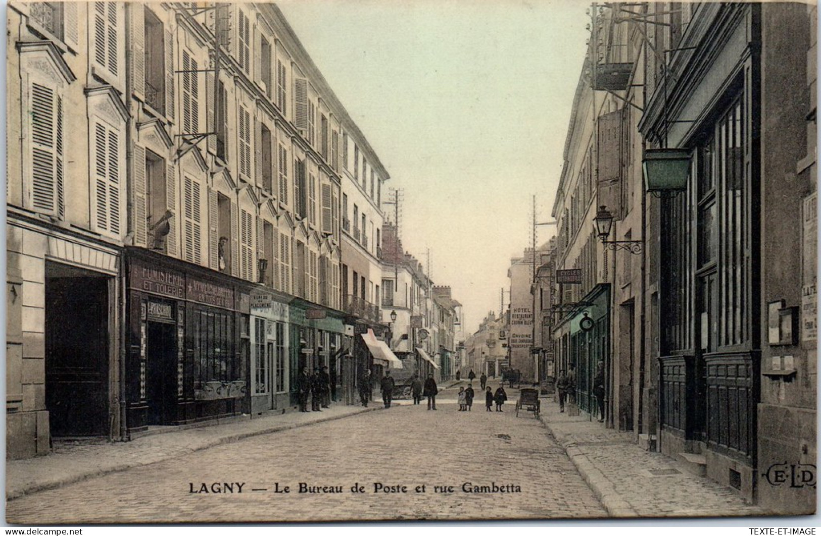 77 LAGNY - Le Bureau De Poste Et Rue Gambetta - - Lagny Sur Marne