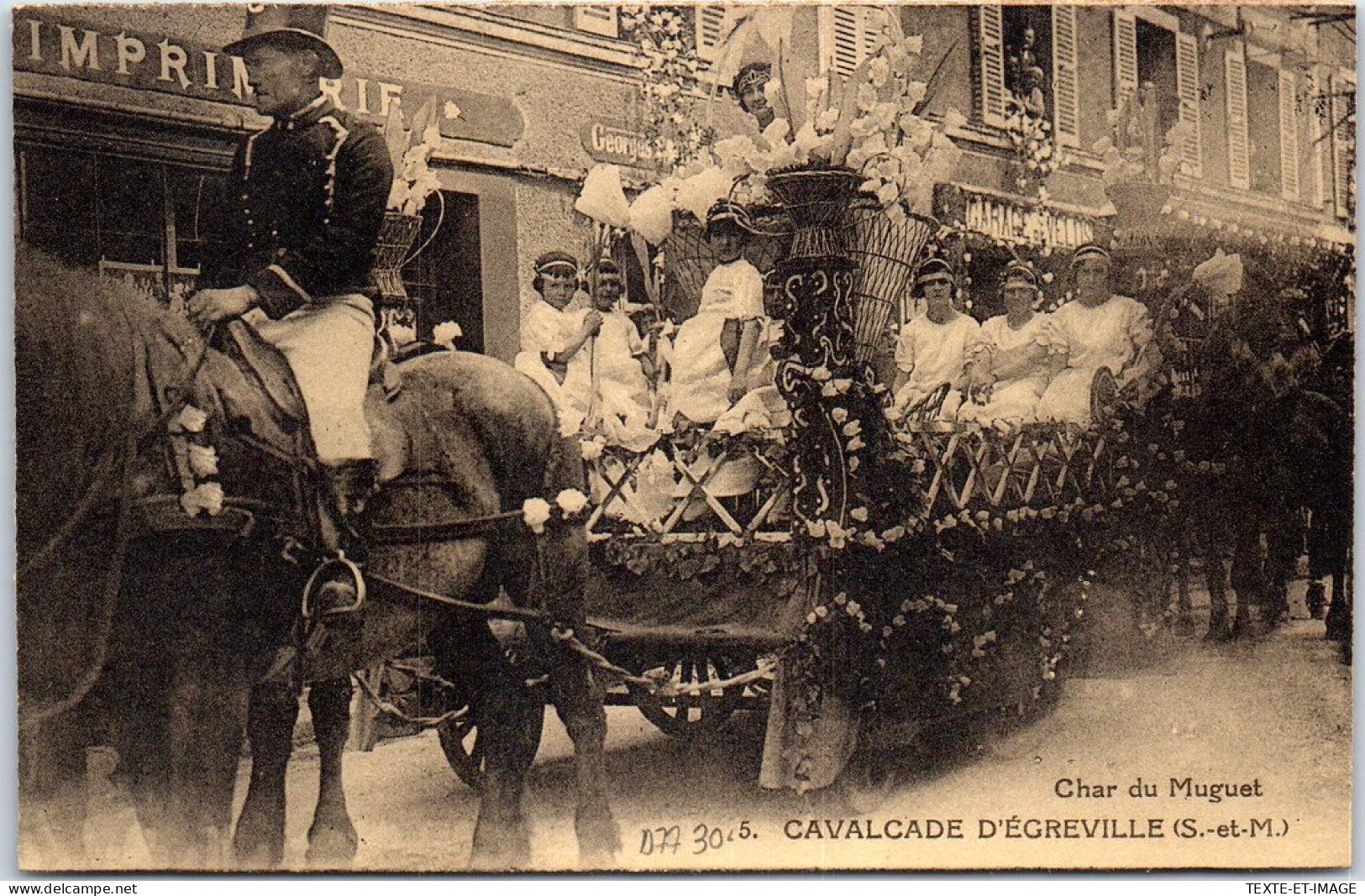 77 EGREVILLE - La Cavalcade - Le Char Du Muguet  - Autres & Non Classés