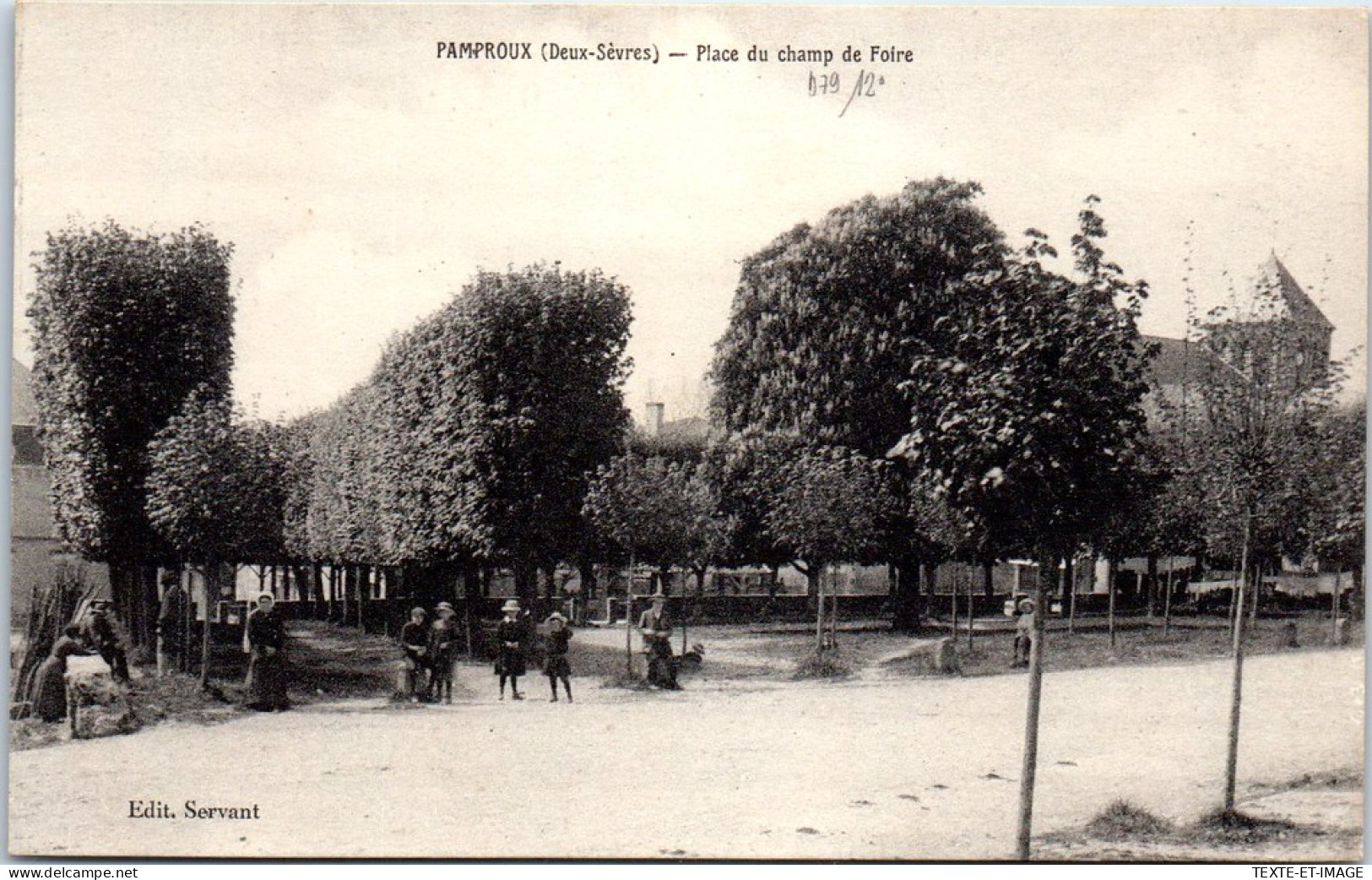 79 PAMPROUX - La Place Du Champ De Foire - - Altri & Non Classificati