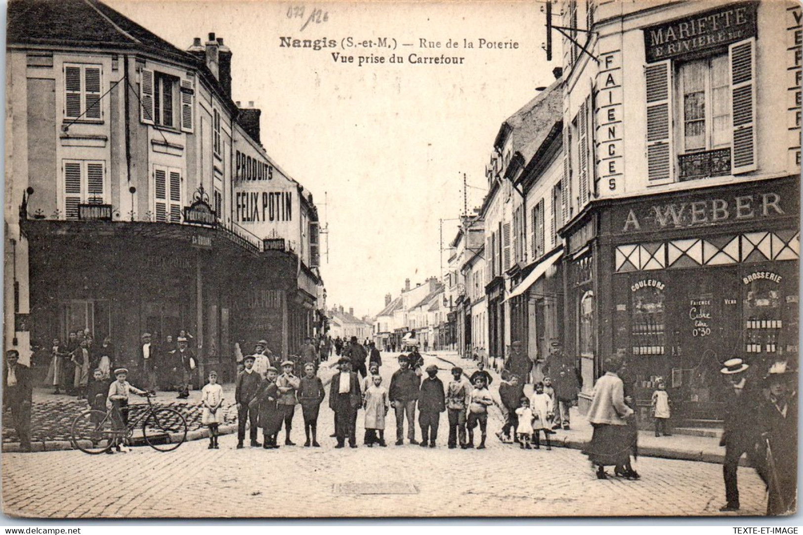 77 NANGIS - Rue De La Poterie Depuis Le Carrefour -  - Nangis