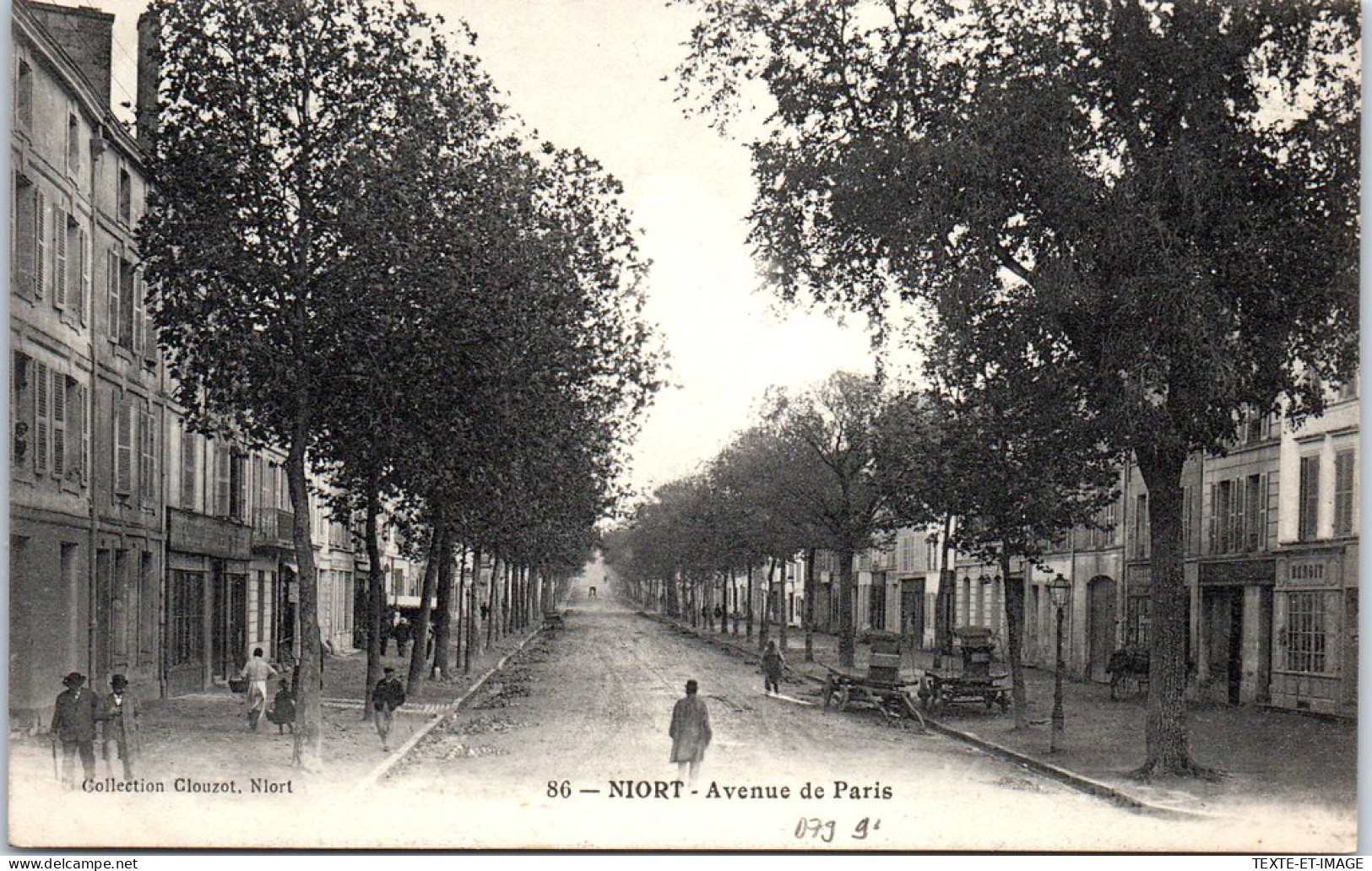 79 NIORT - Avenue De Paris - Niort