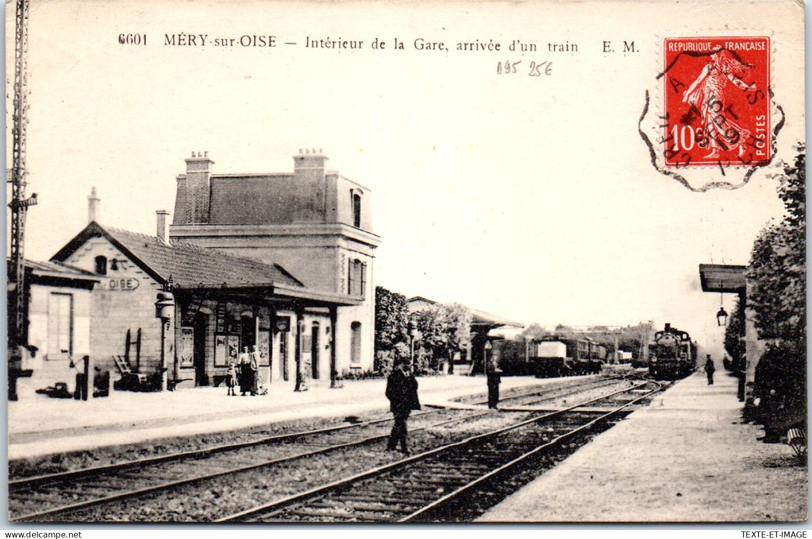 95 MERY SUR OISE - Interieur De La Gare. - Mery Sur Oise