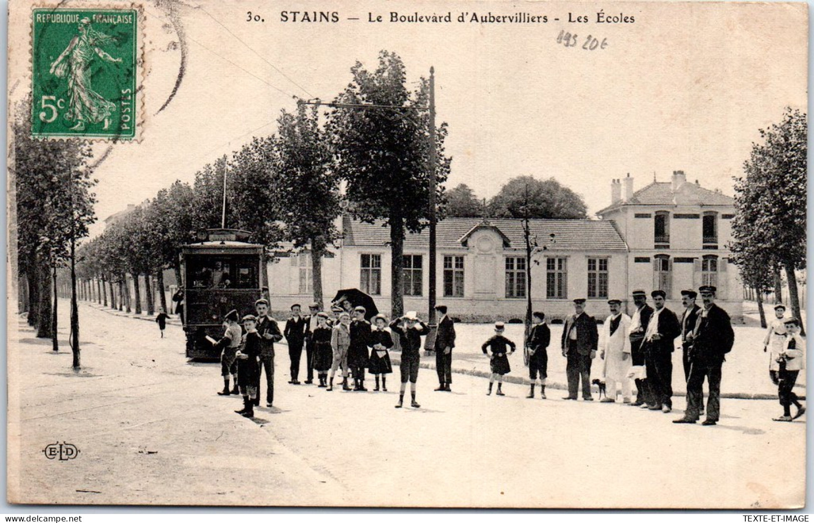 93 STAINS - Le Boulevard D'aubervilliers - Les Ecoles. - Stains